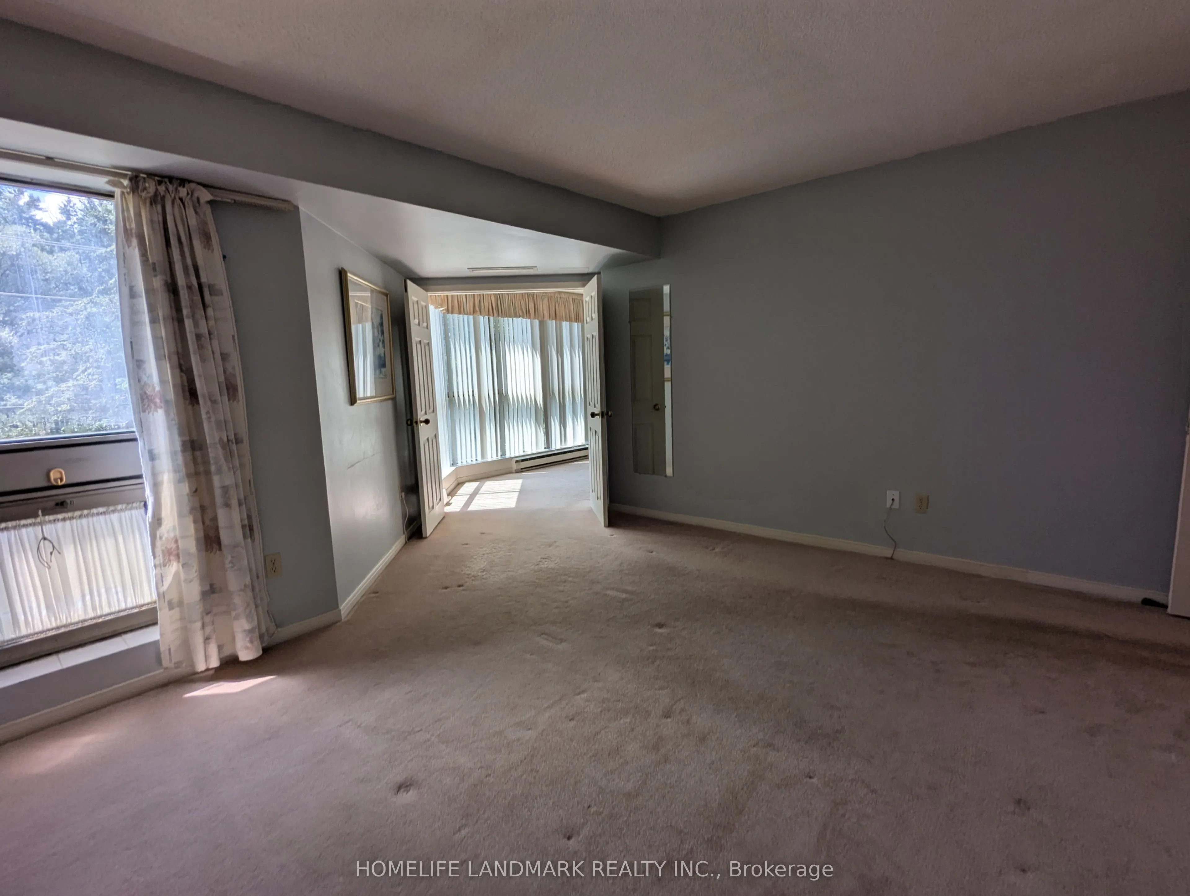265 Westcourt Place, #306