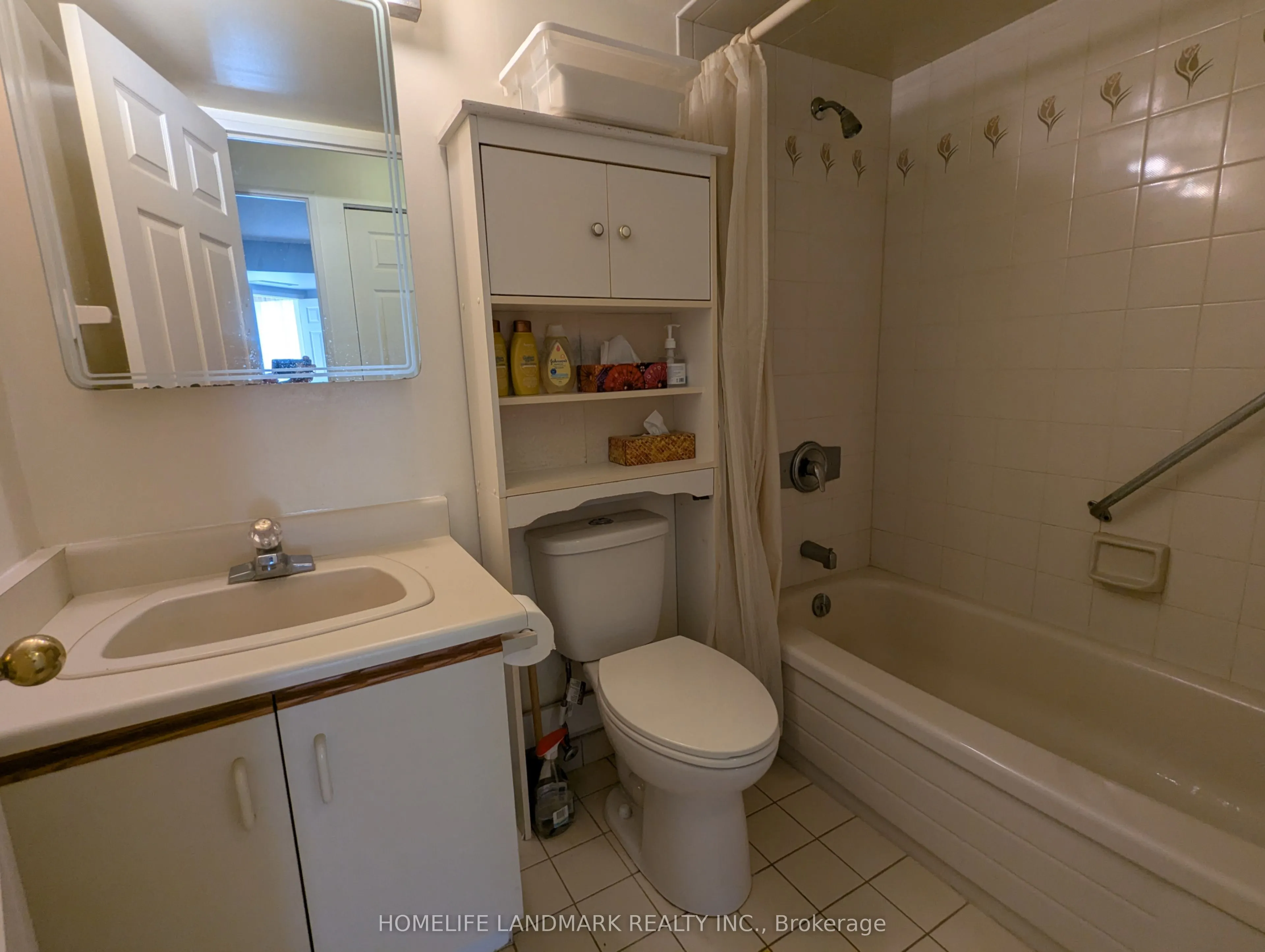265 Westcourt Place, #306