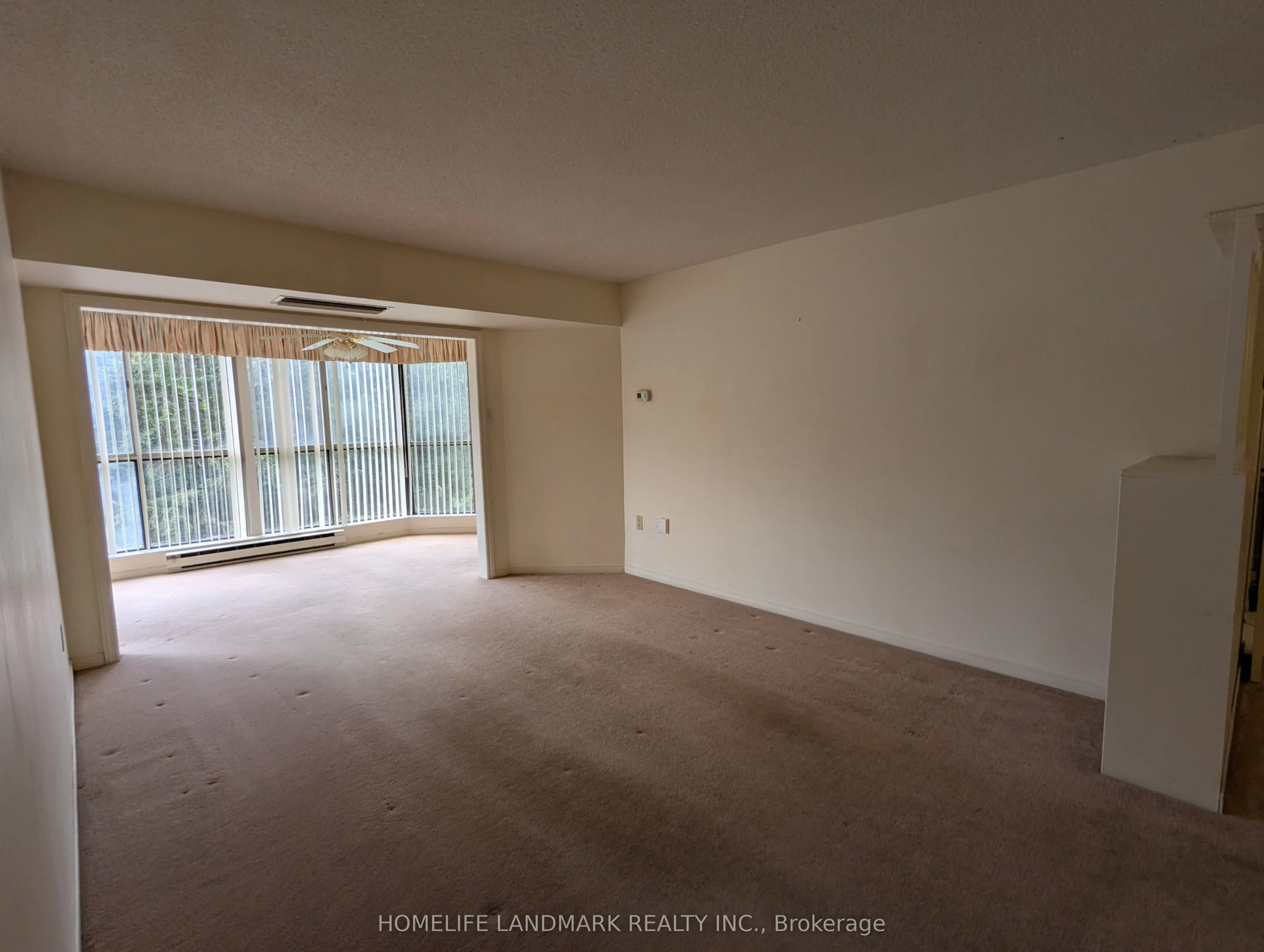 265 Westcourt Place, #306