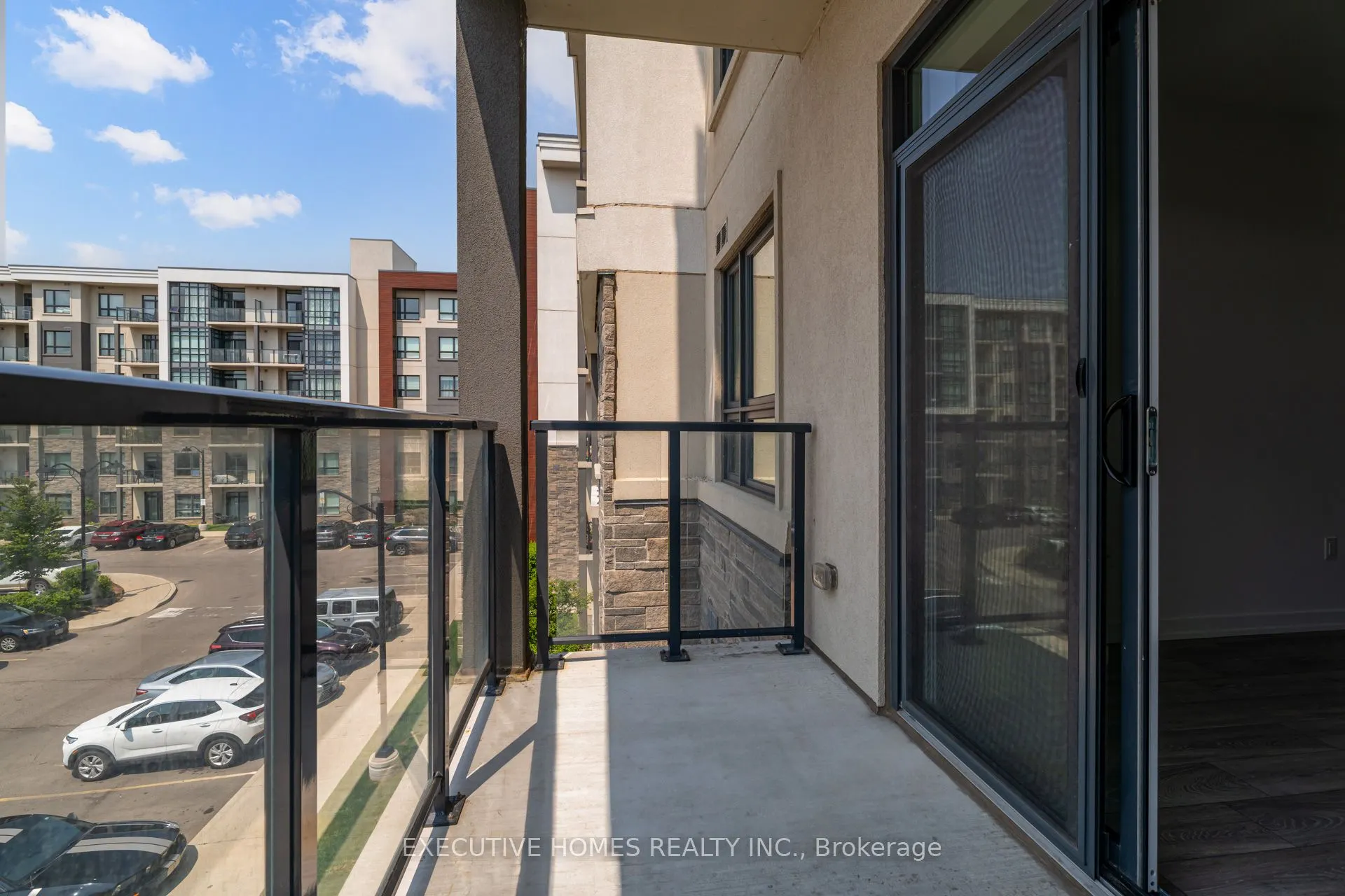 101 SHOREVIEW Place, #327