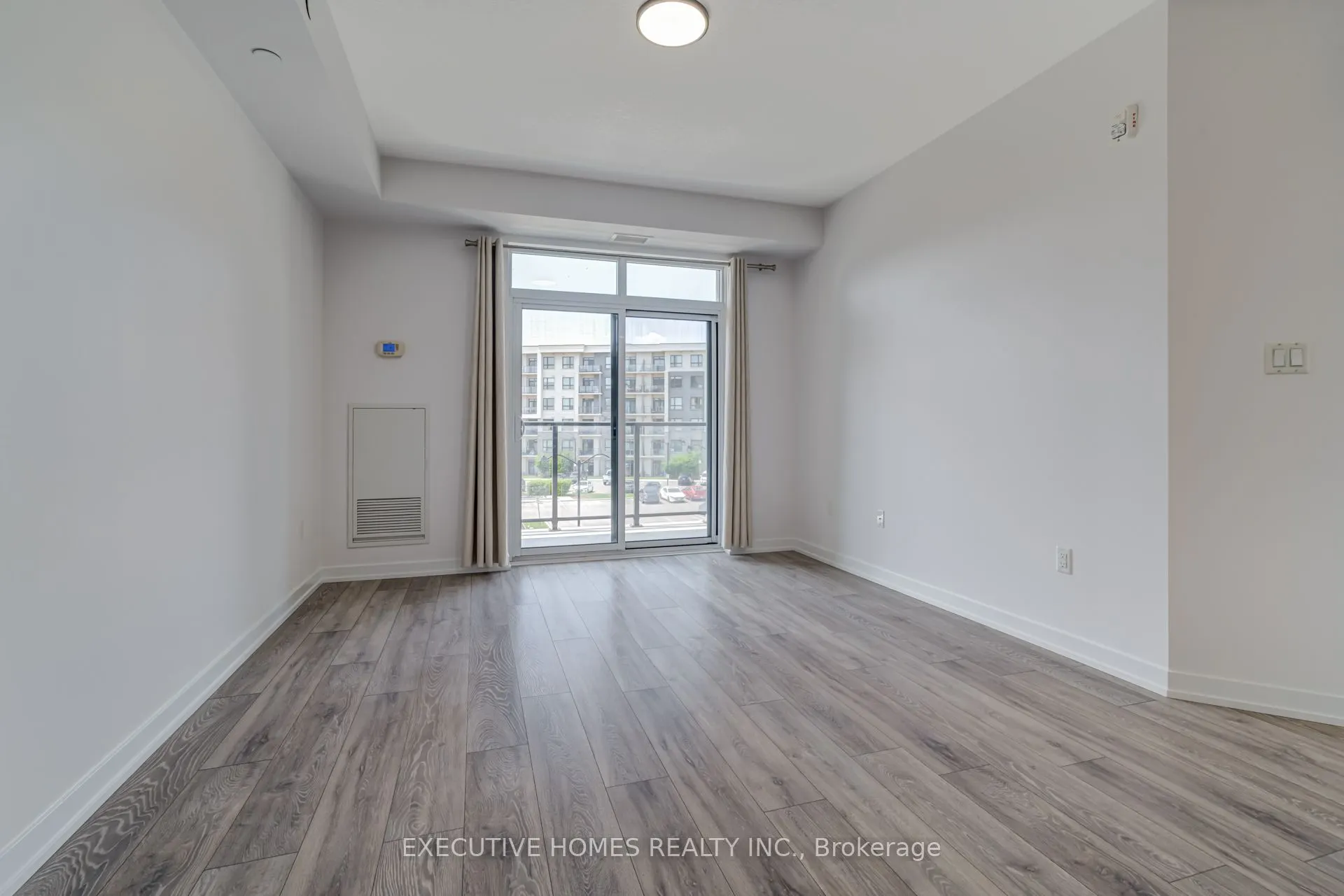101 SHOREVIEW Place, #327