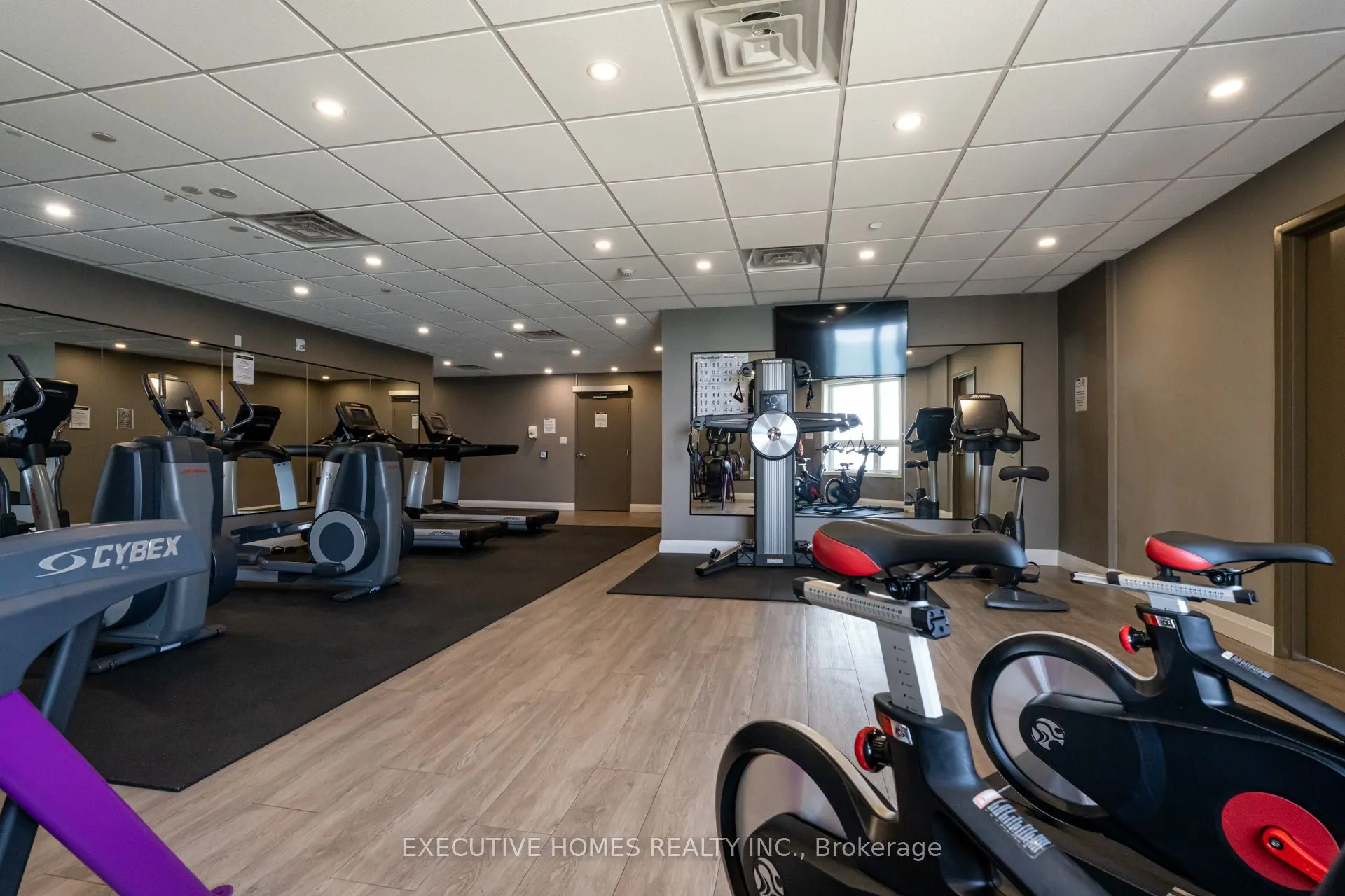 101 SHOREVIEW Place, #327
