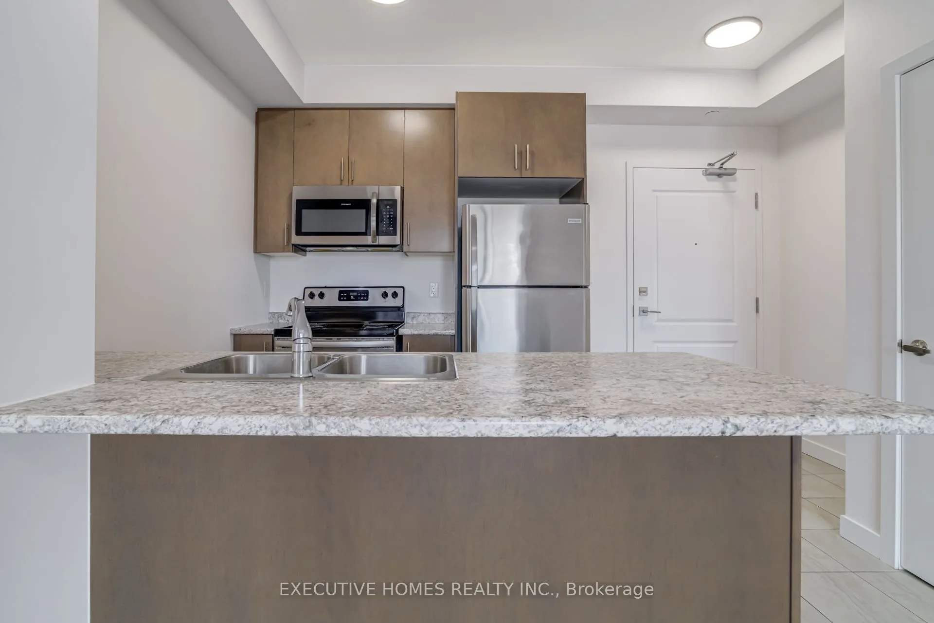 101 SHOREVIEW Place, #327