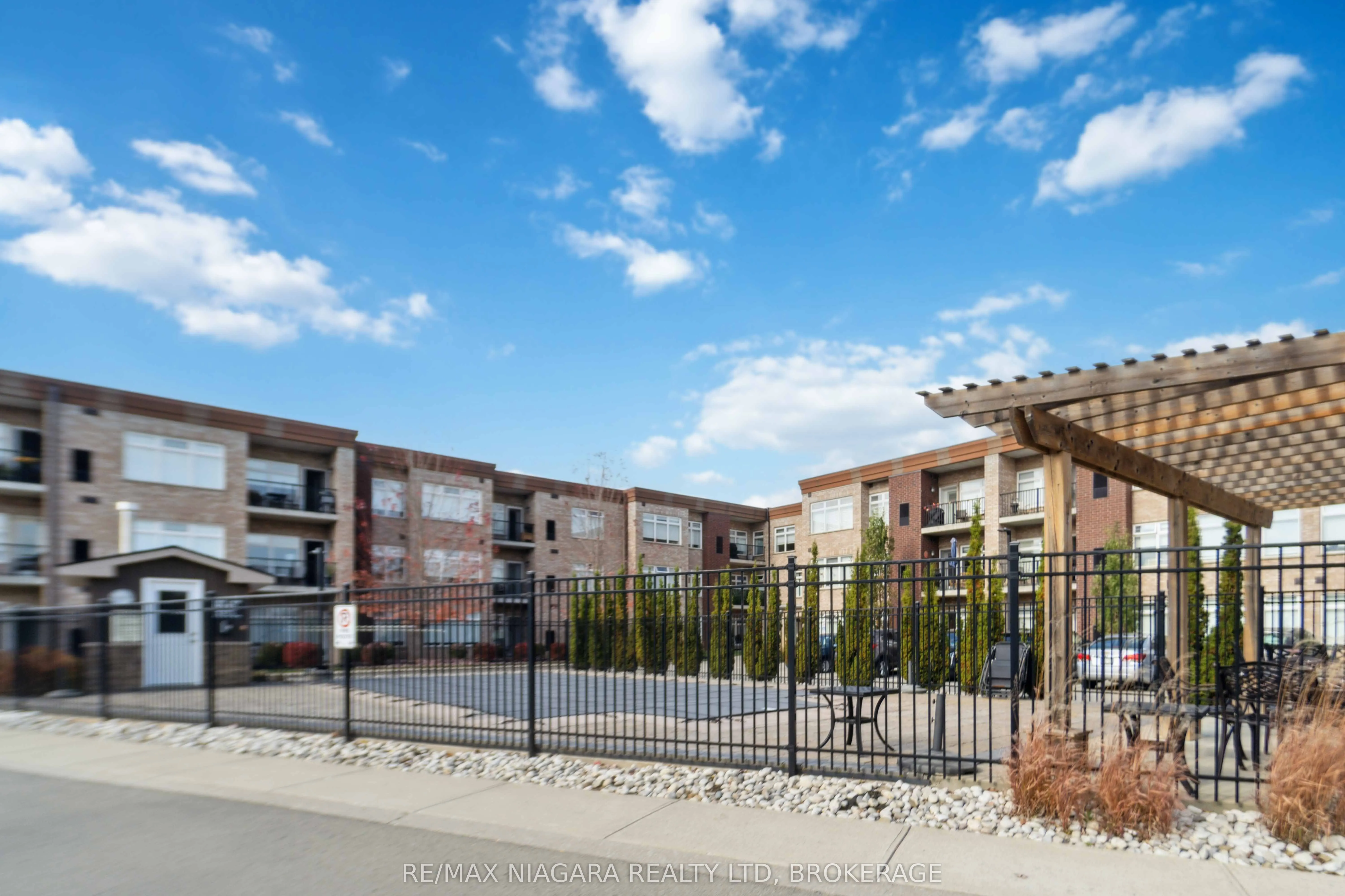 4644 PETTIT Avenue, #221