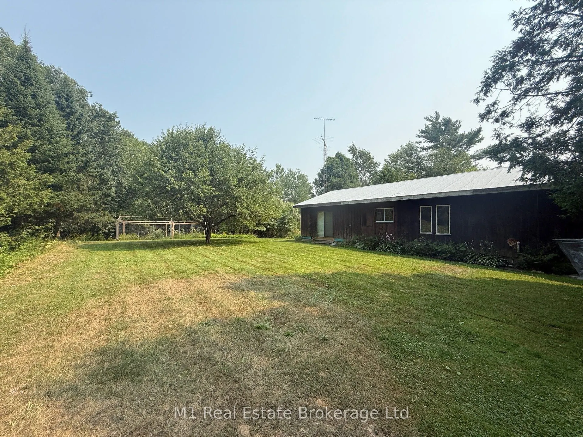 1017 North Shore Road