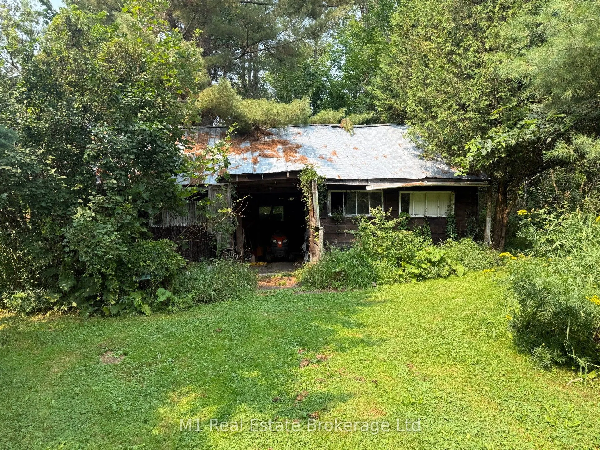 1017 North Shore Road