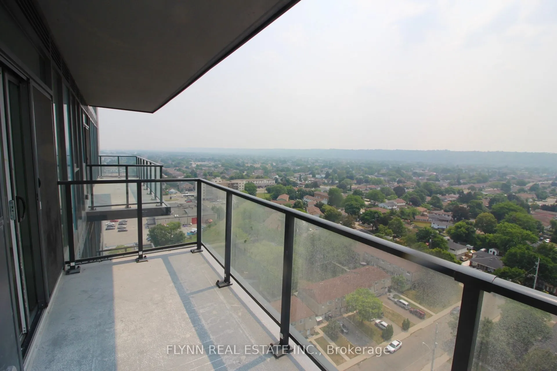 2782 Barton Street E, #1518
