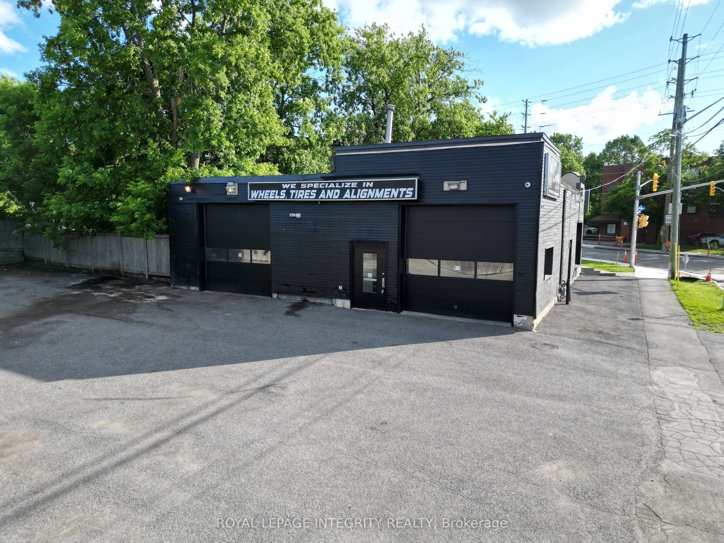 1049 Merivale Road