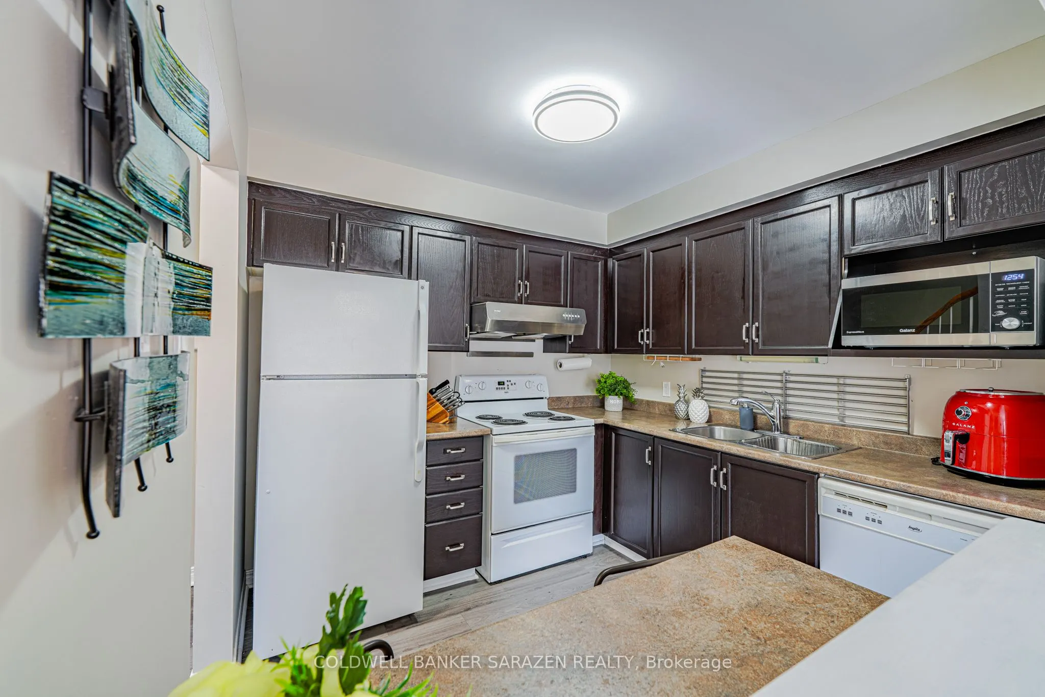 48 Blackdome Crescent