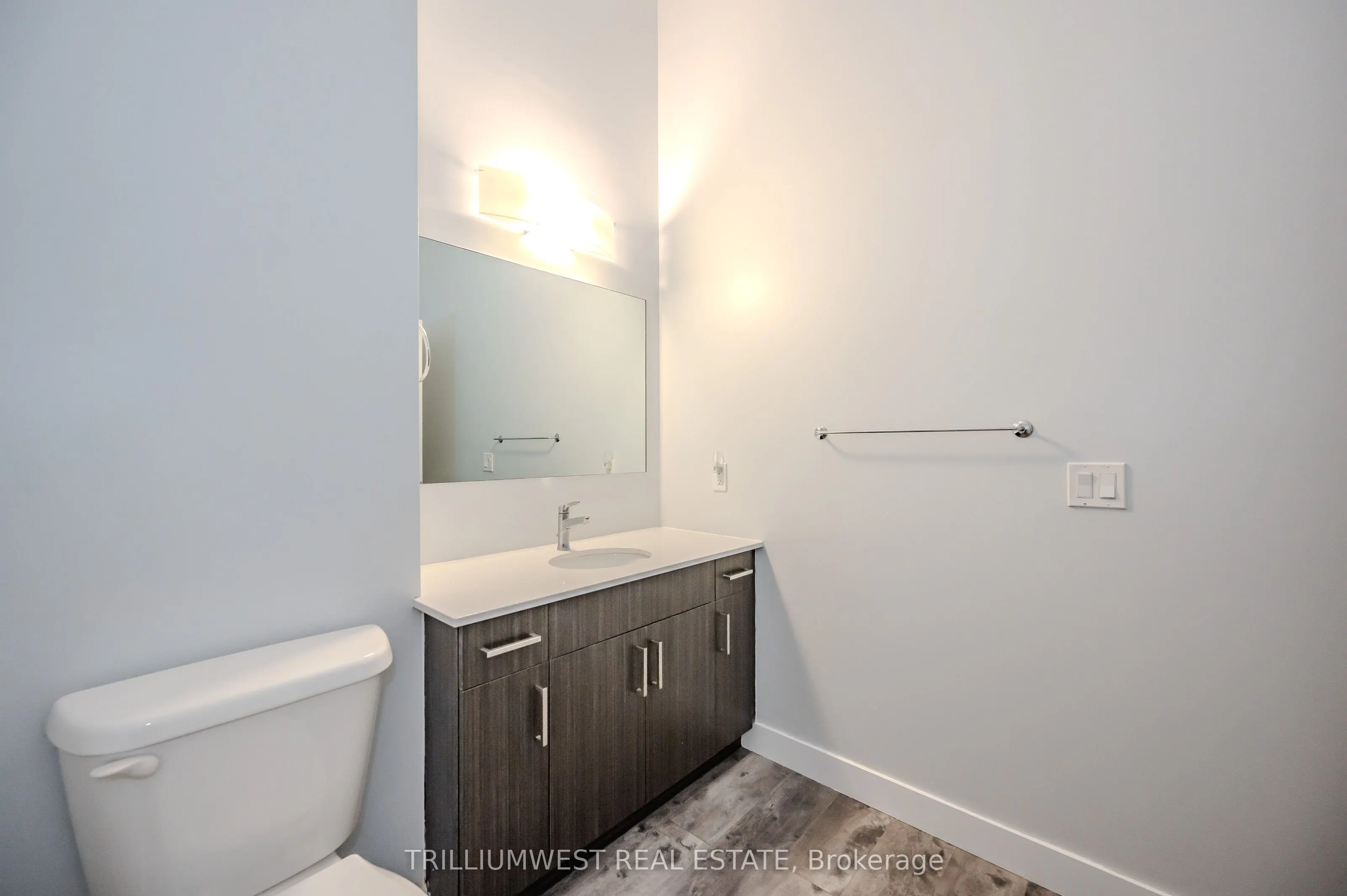 100 Garment Street, #216