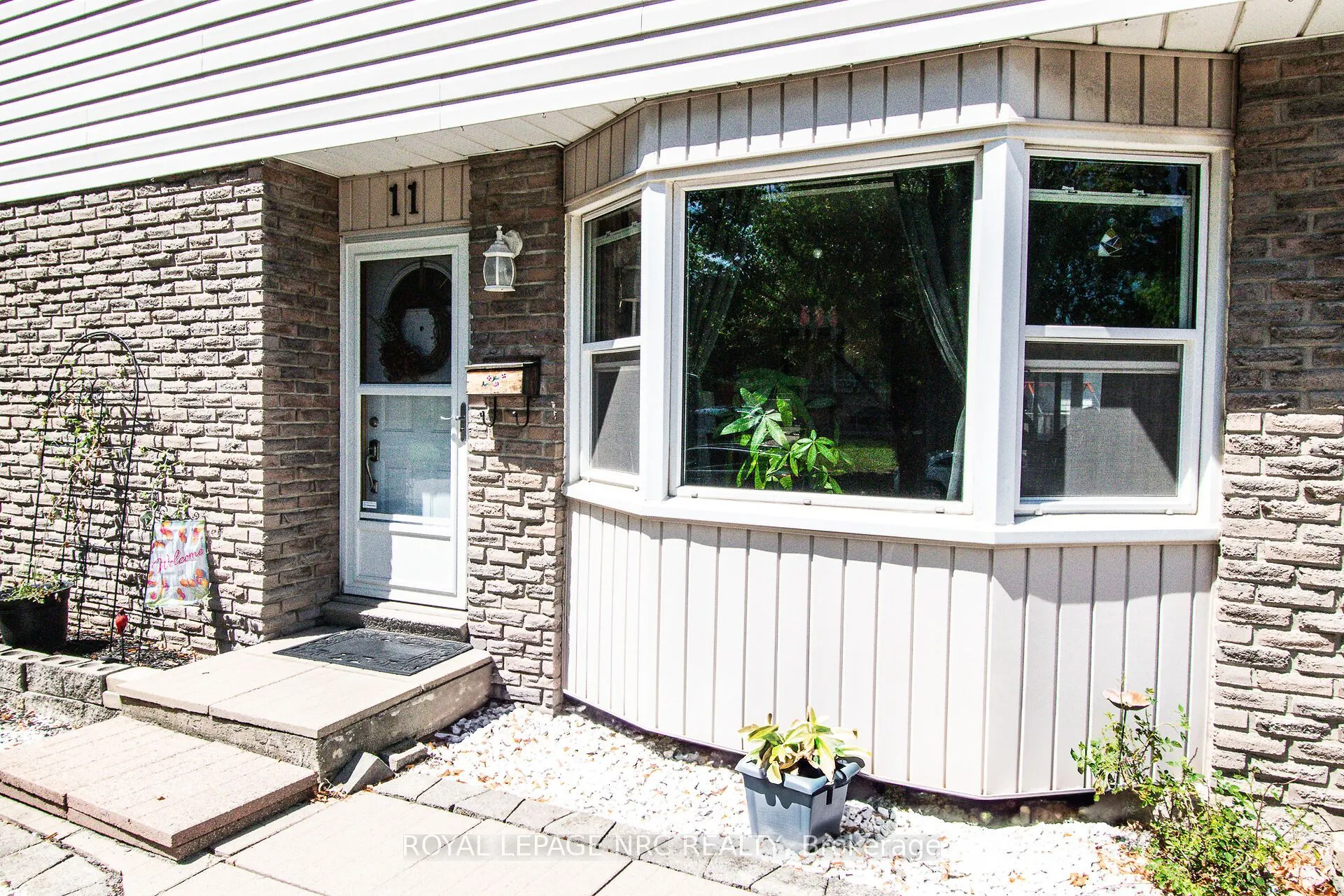 11 Exeter Drive