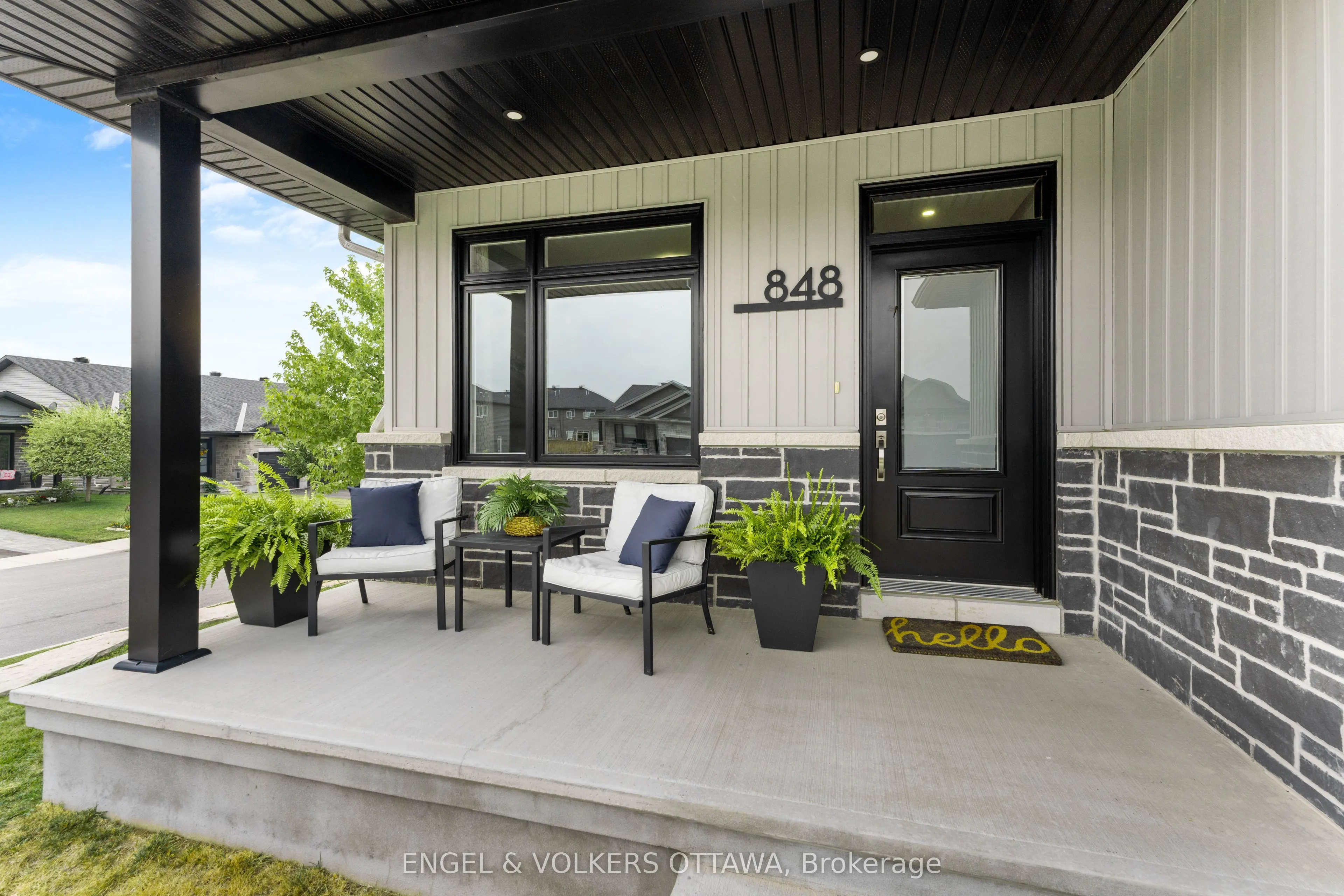 848 Reaume Street