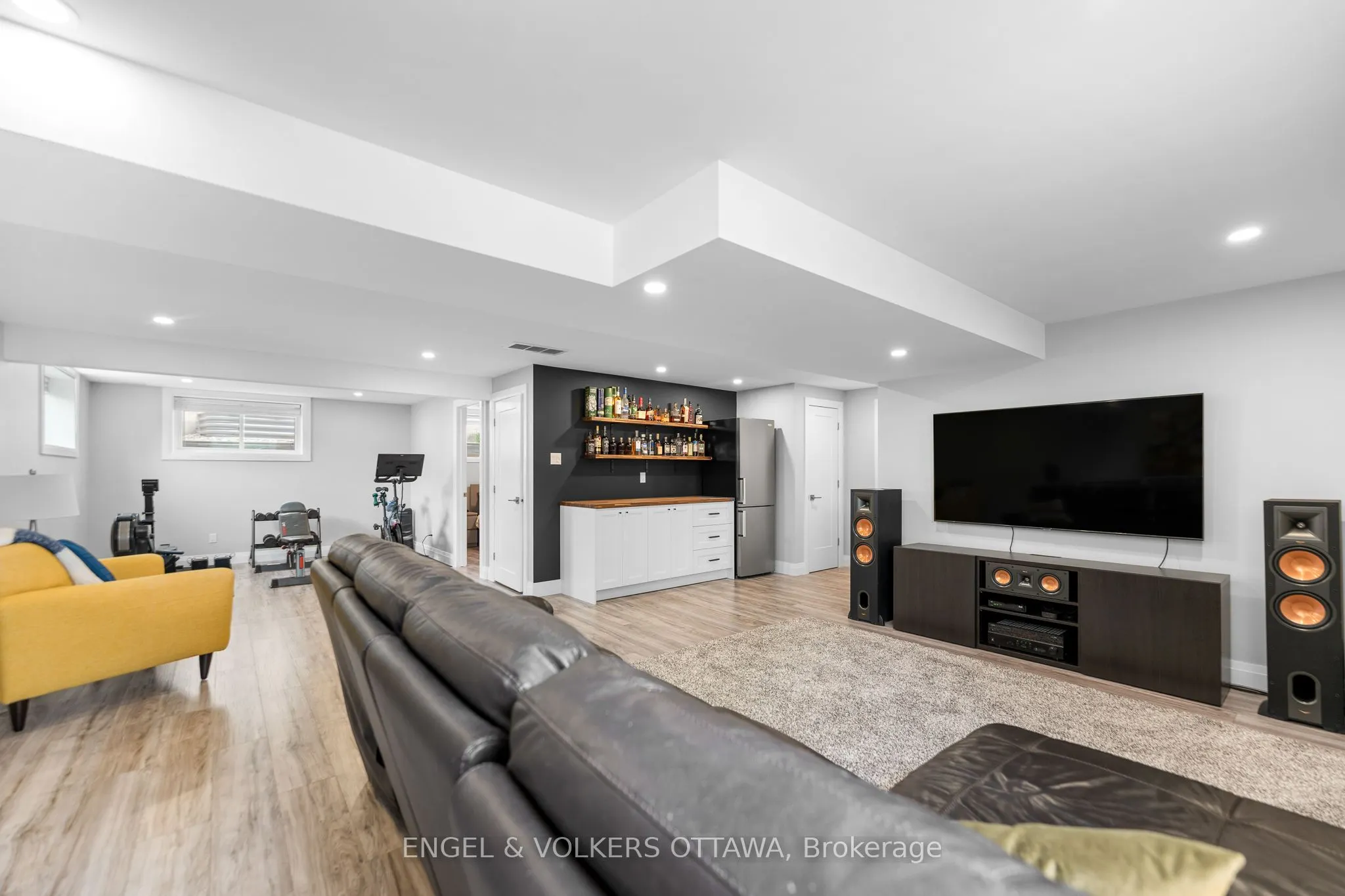 848 Reaume Street