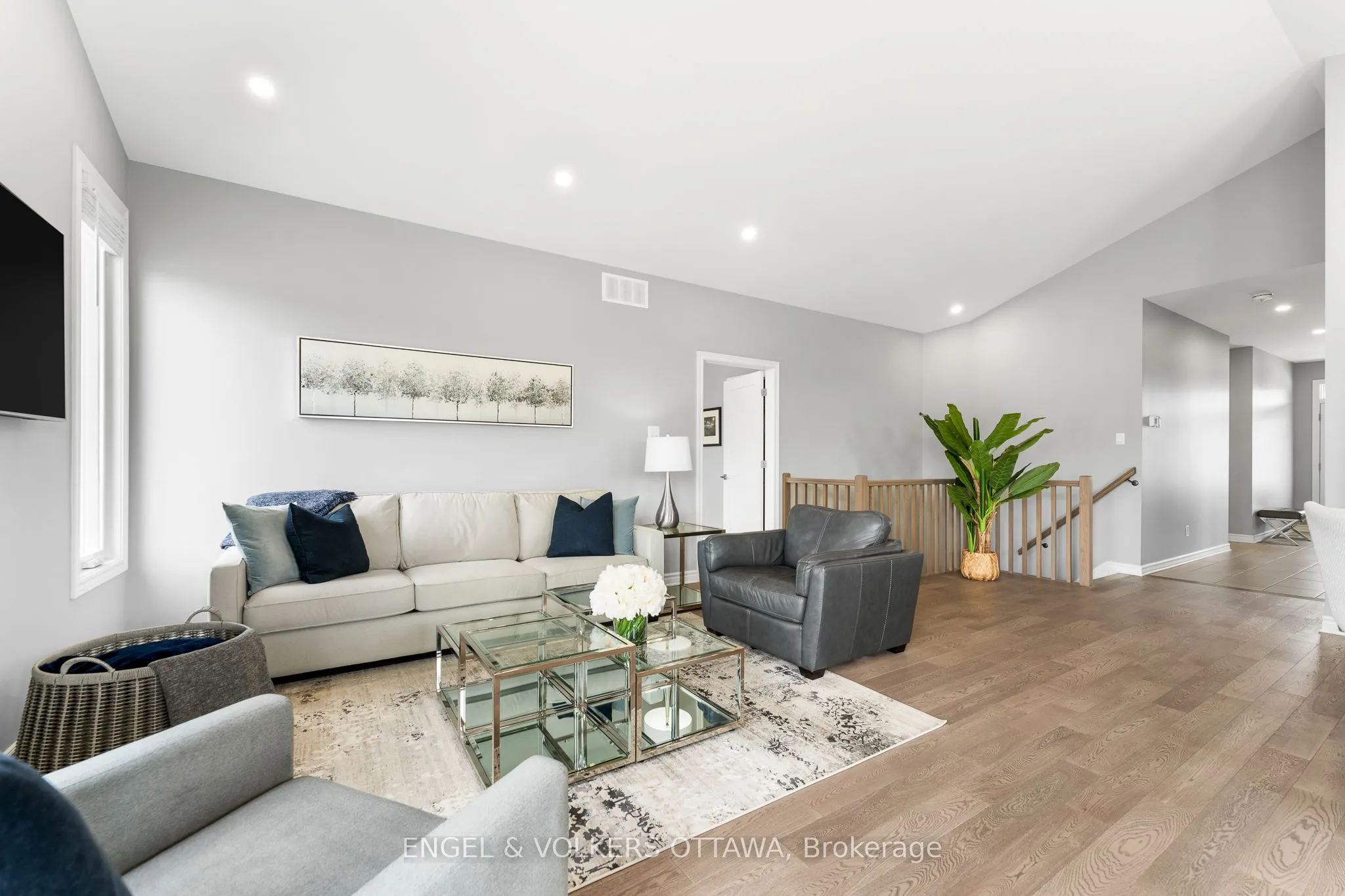 848 Reaume Street