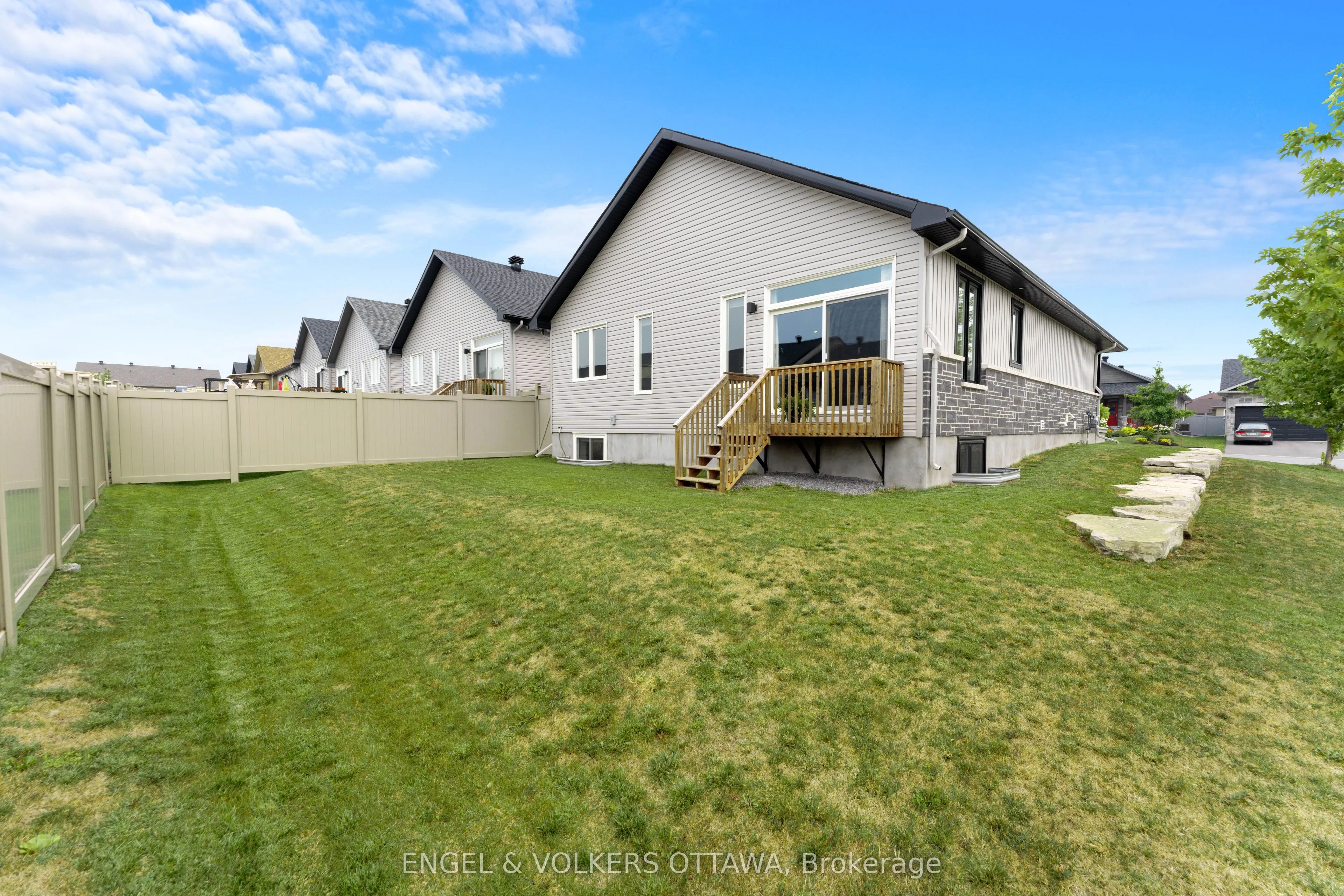 848 Reaume Street