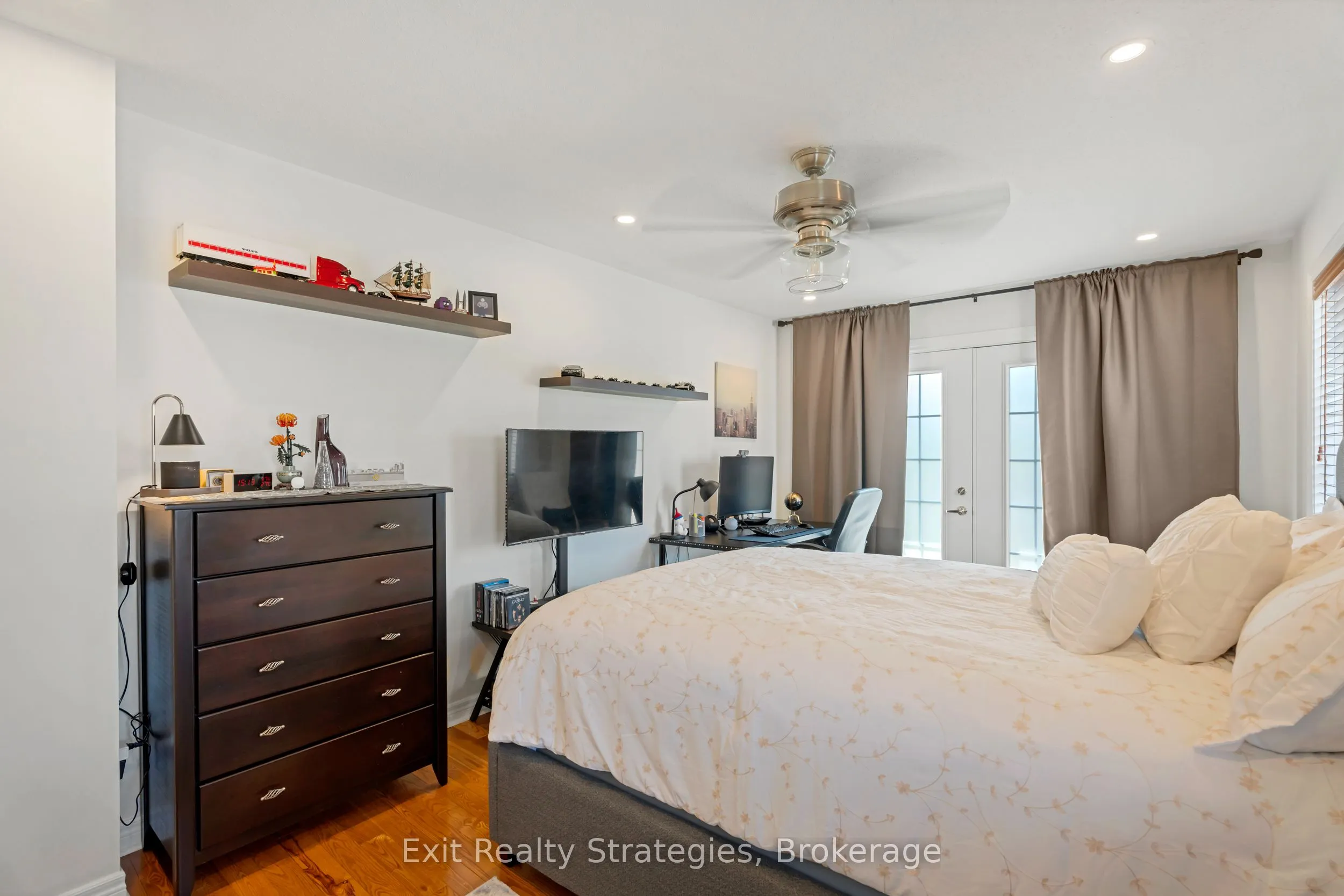 100 Springstead Avenue
