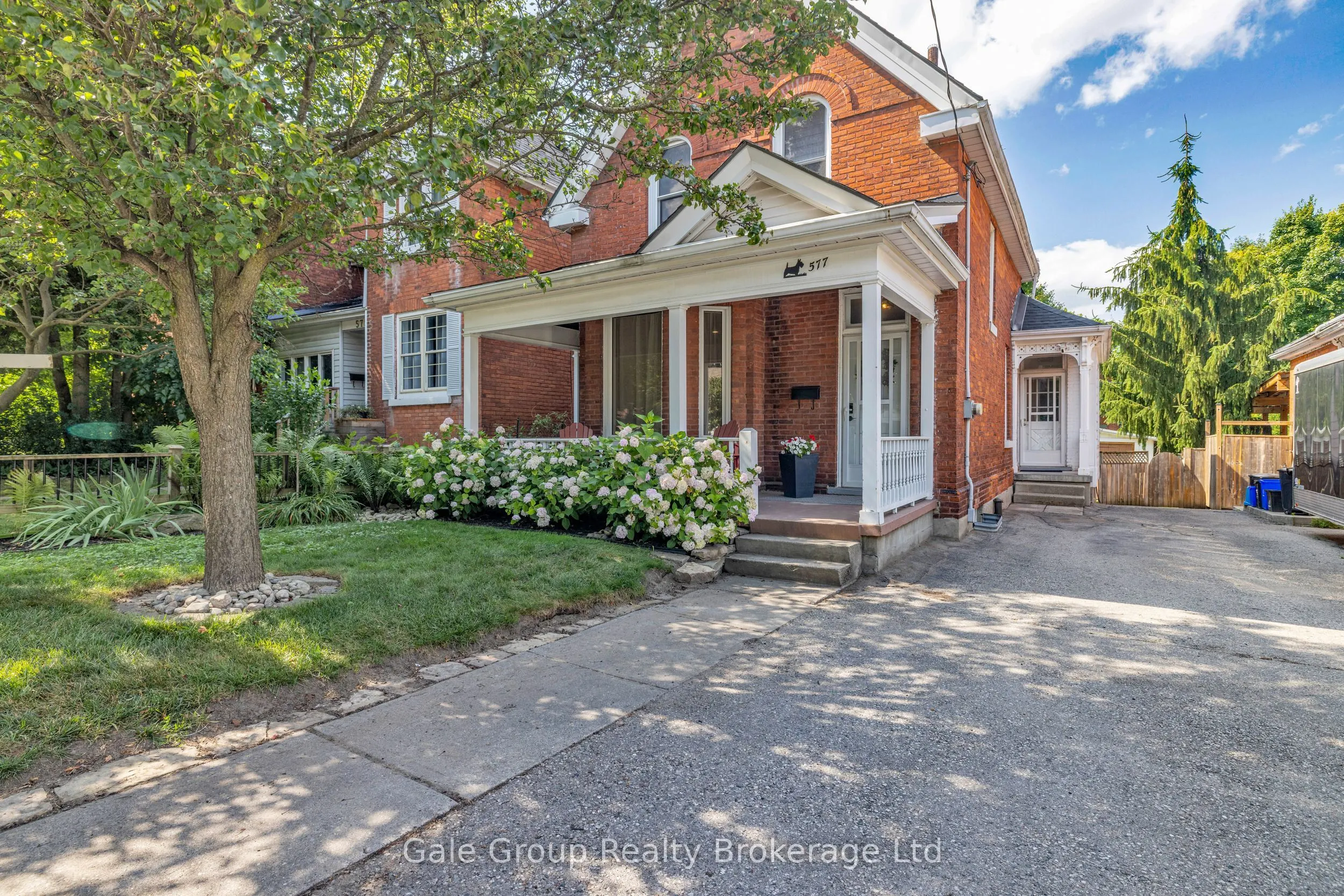 577 GEORGE Street