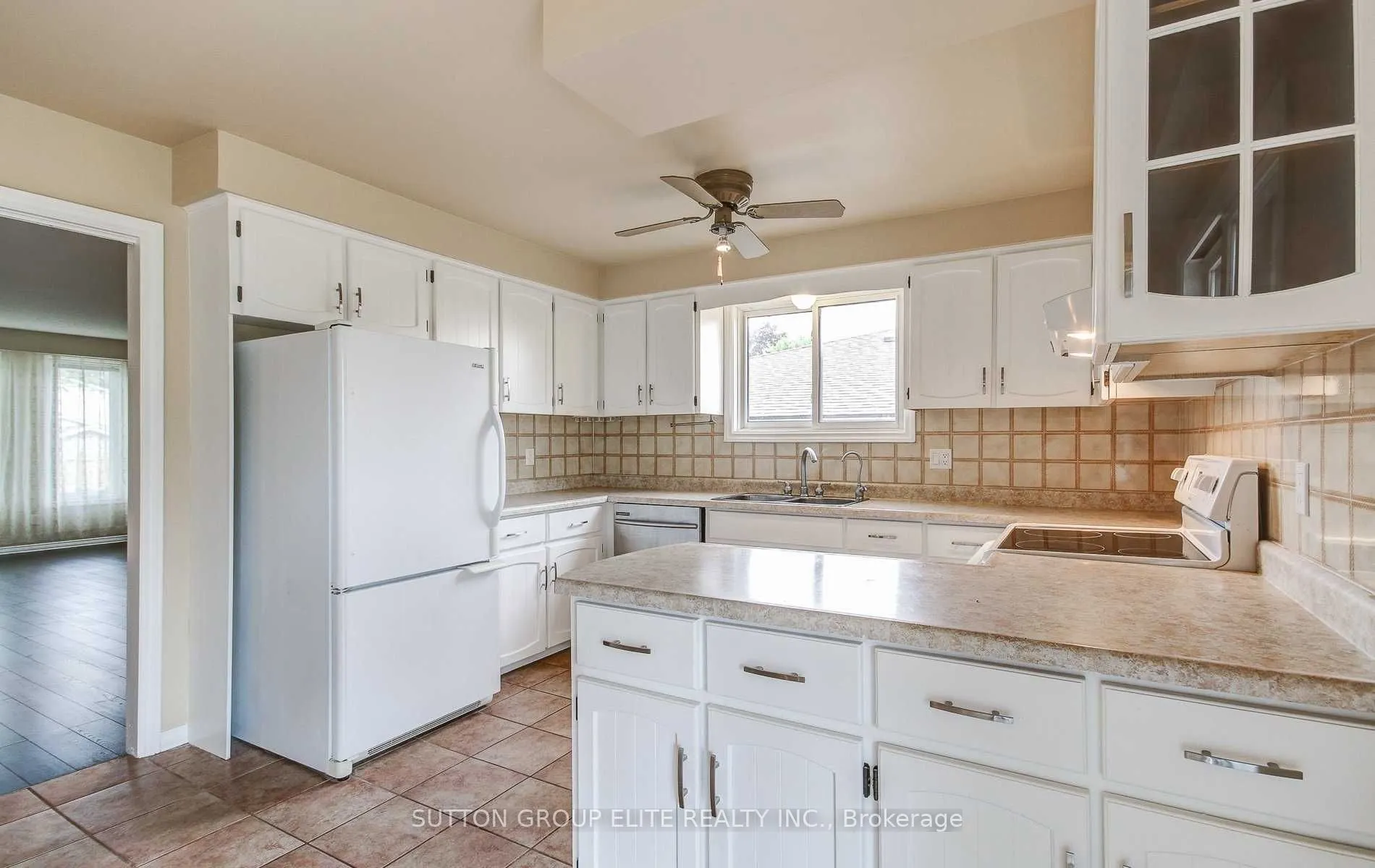 57 Fairmeadow Drive