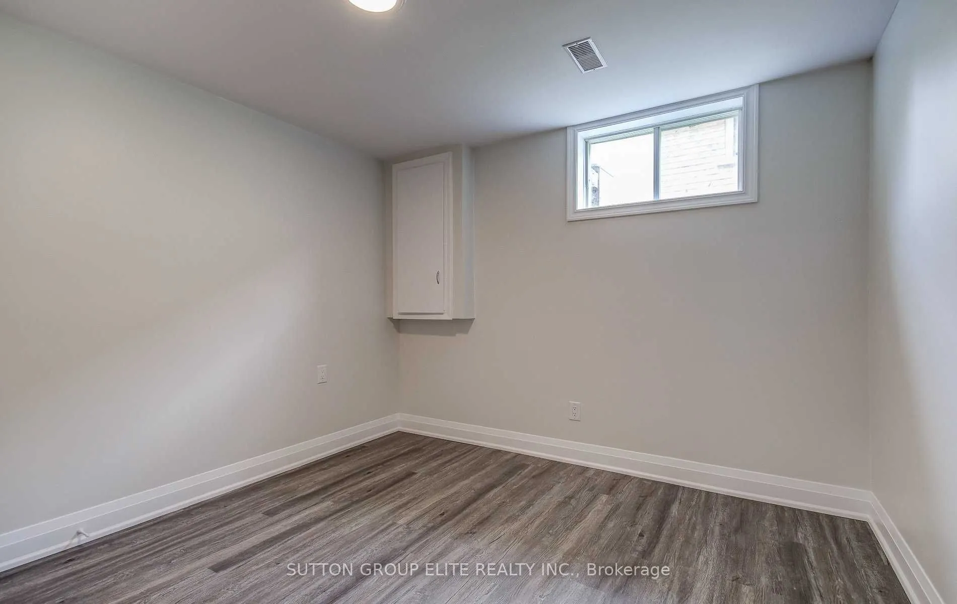 57 Fairmeadow Drive
