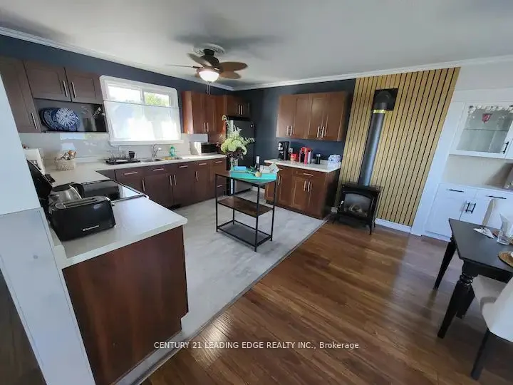 50 BAYVIEW Drive