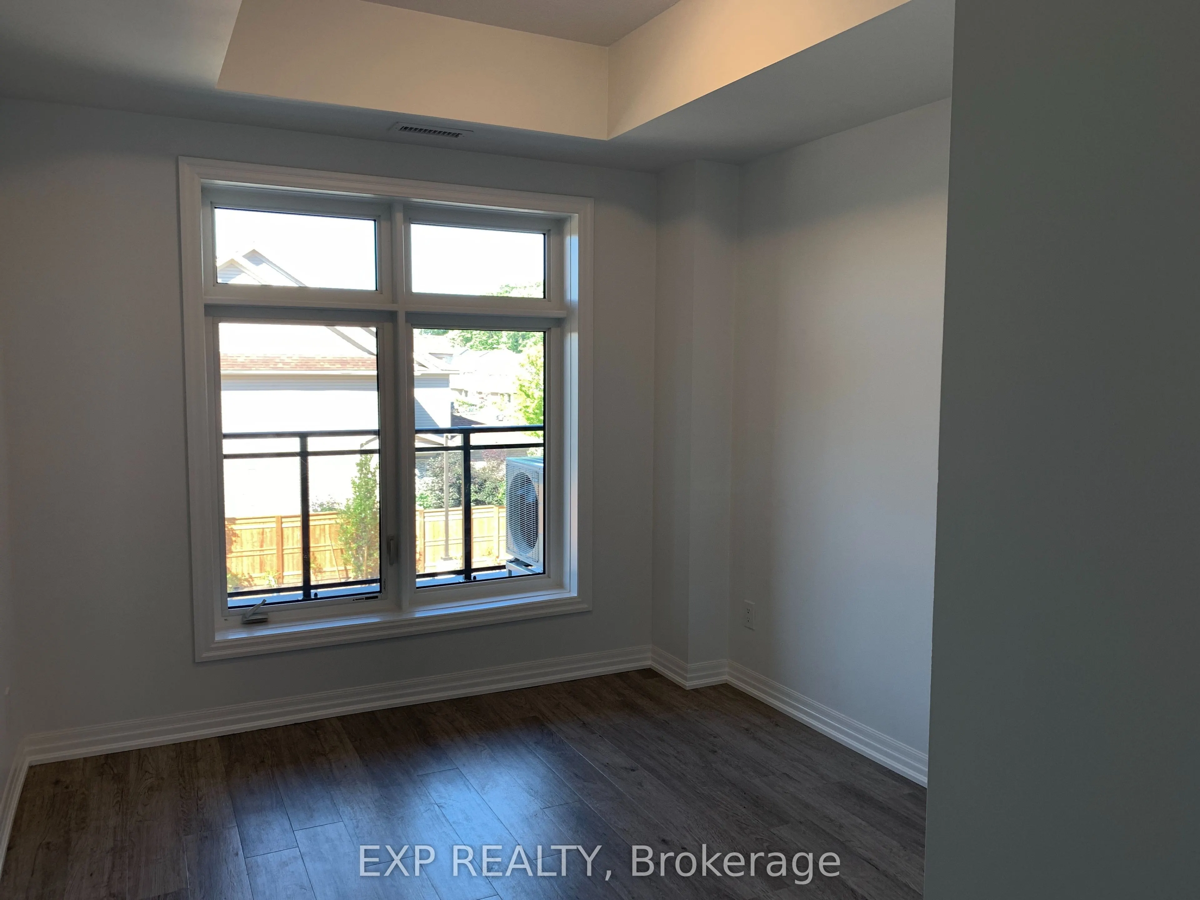 195 commonwealth Street W, #209