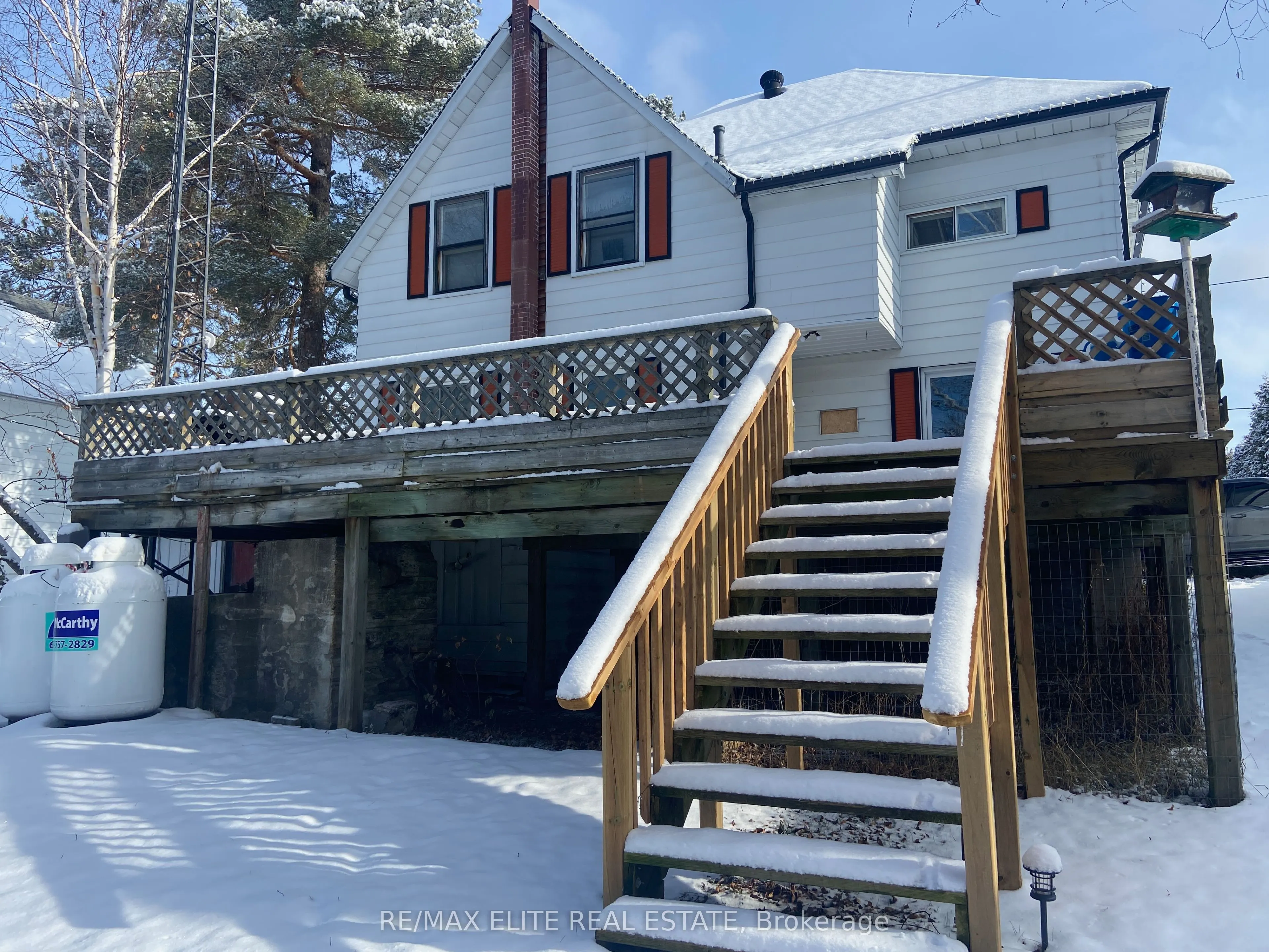 62 Ottawa Street