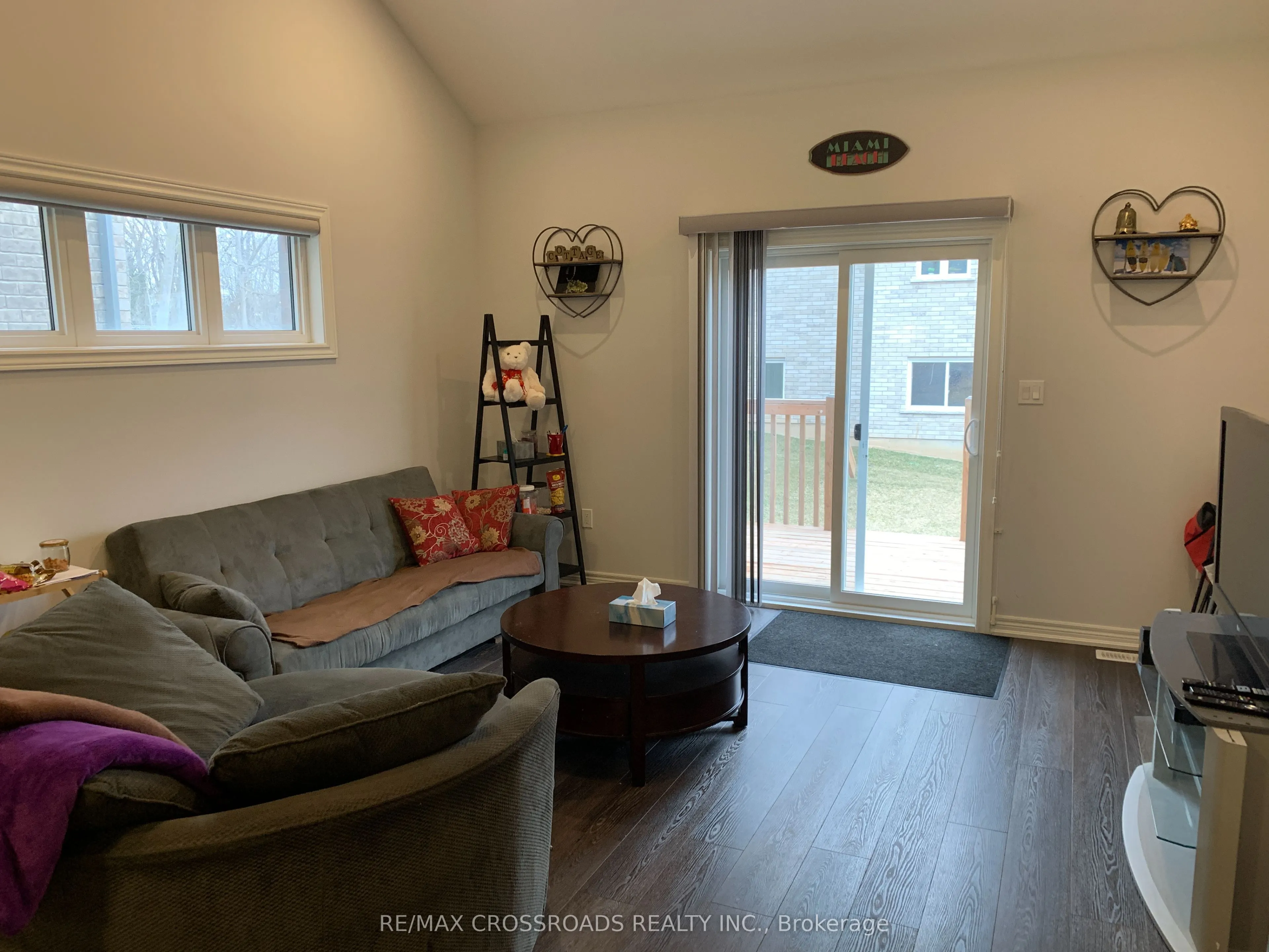 3649 Allen Trail