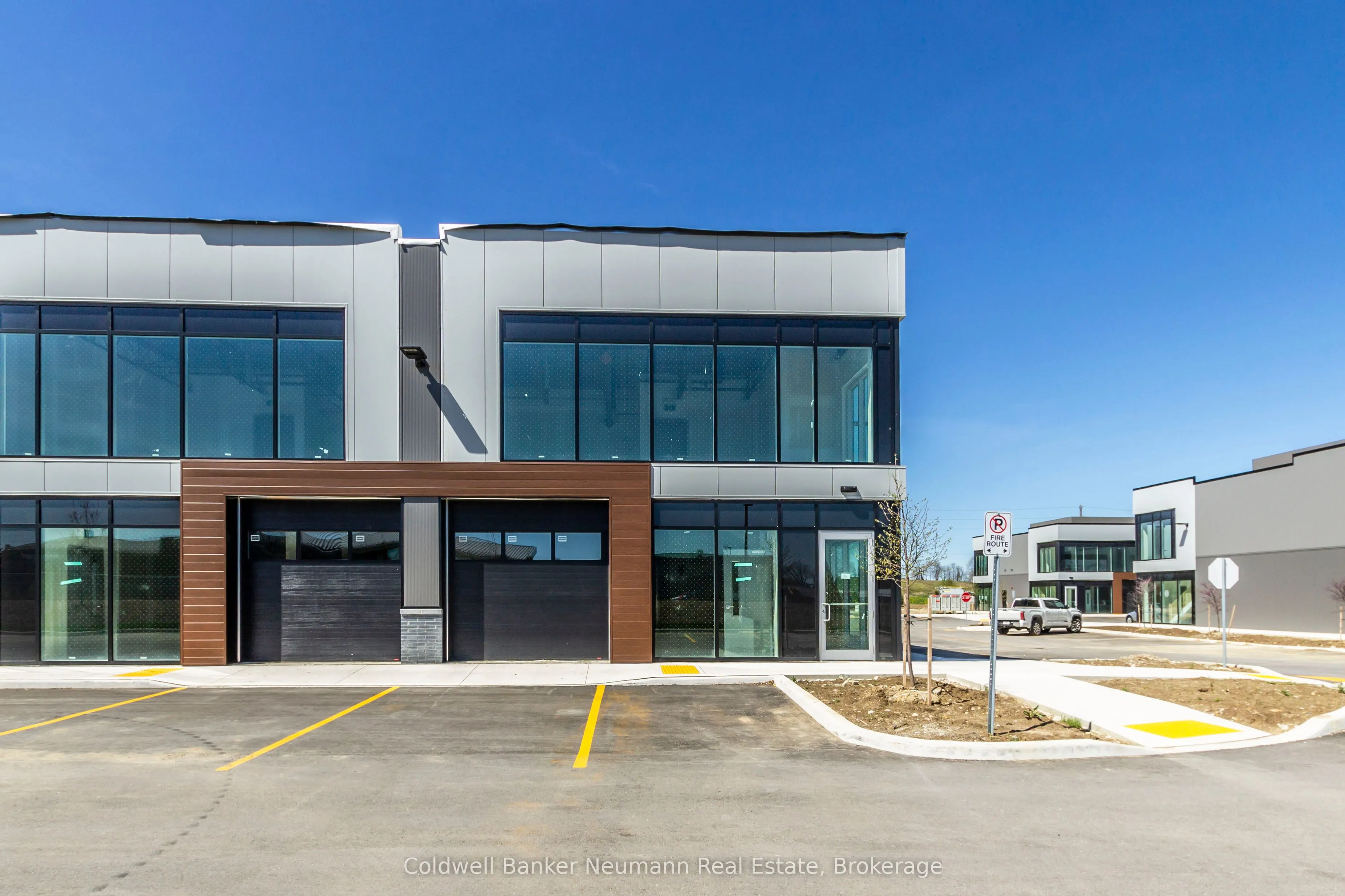 587 Hanlon Creek Boulevard, #23
