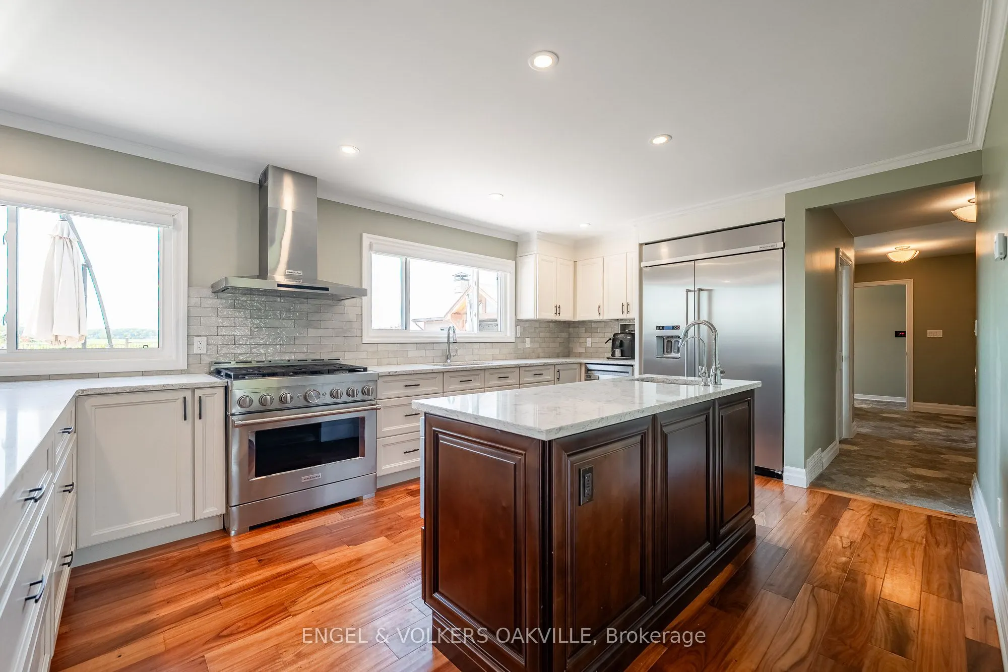 15578 Niagara Parkway