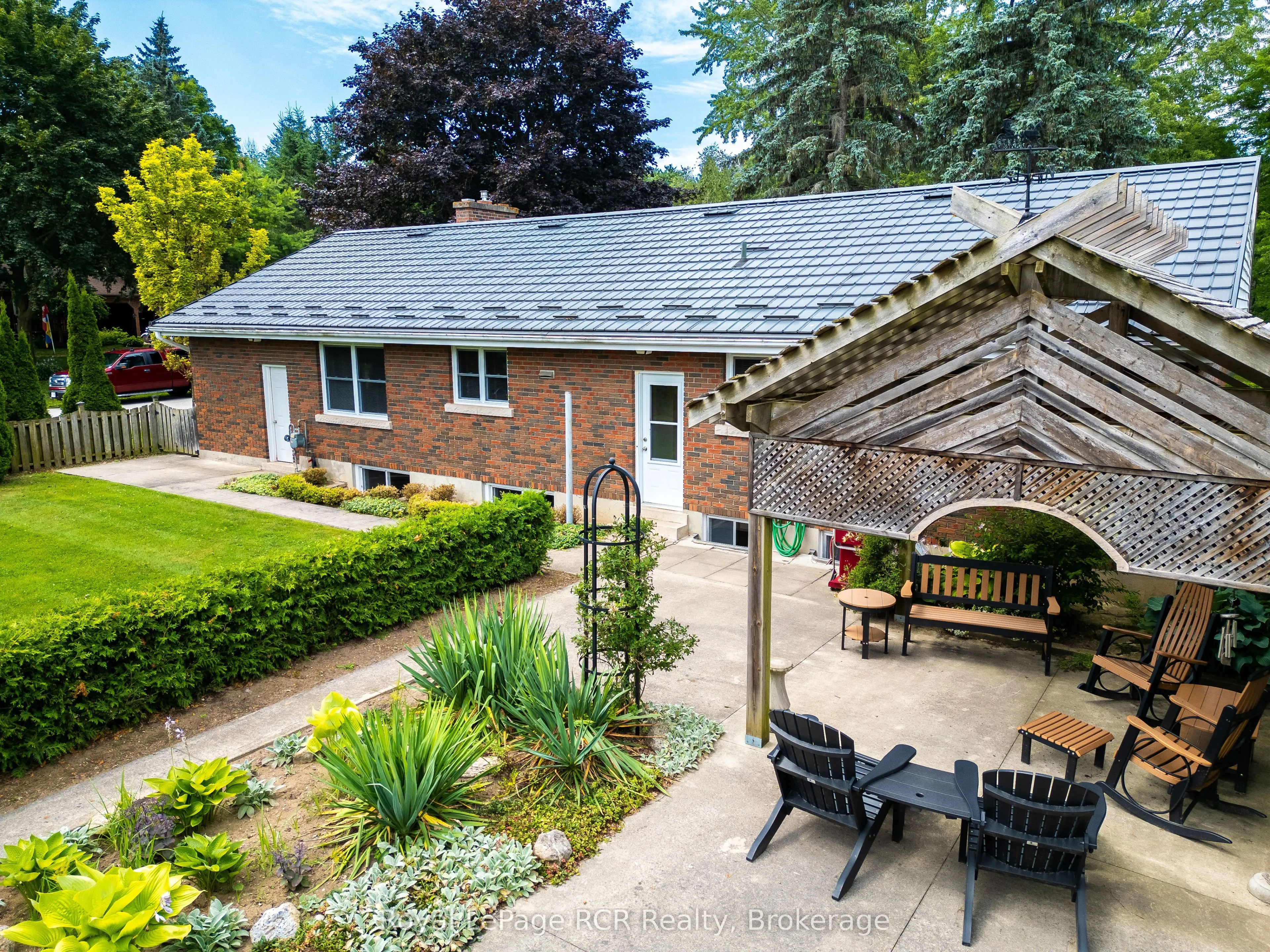 177 3RD AVE SW