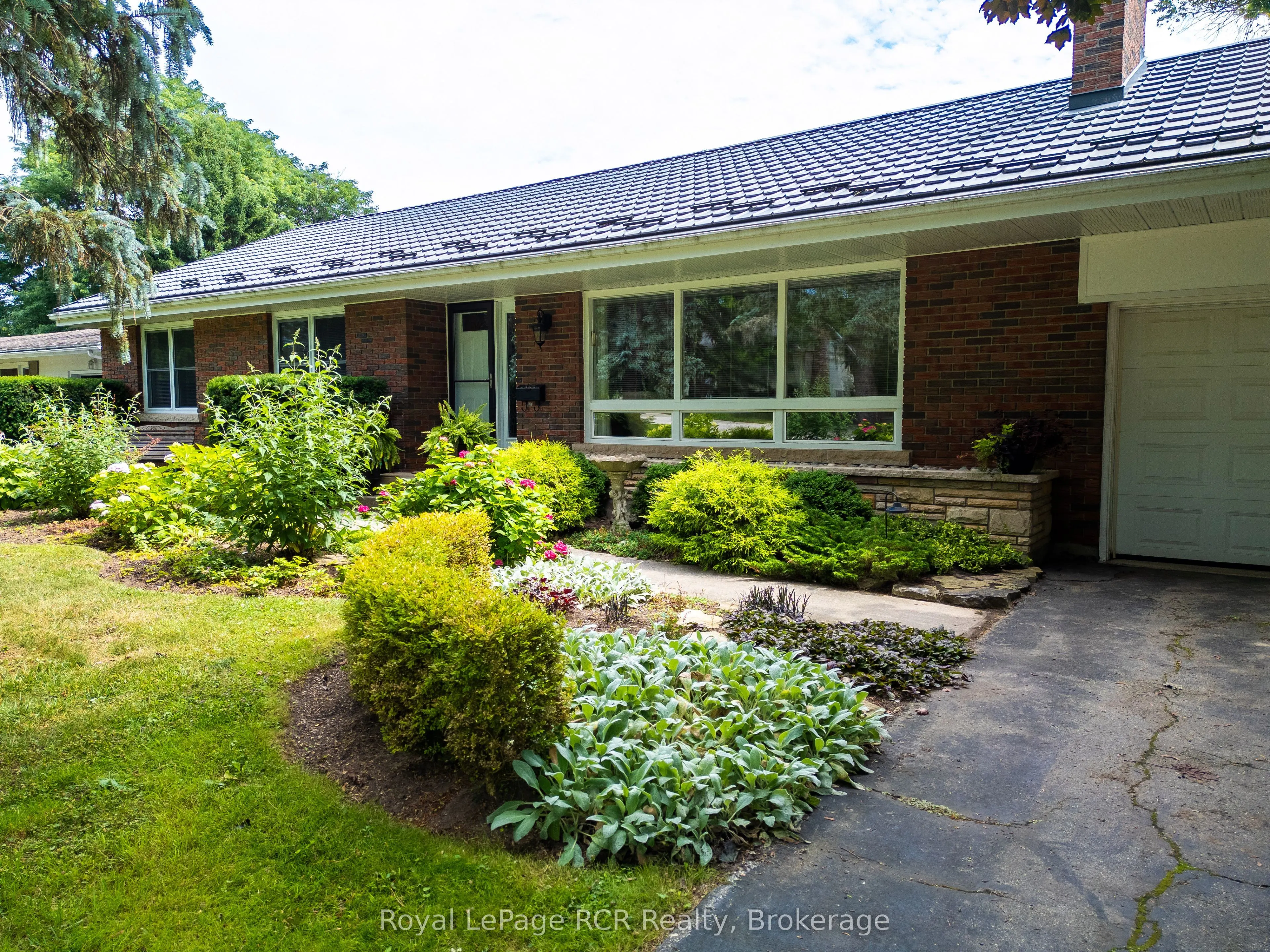 177 3RD AVE SW