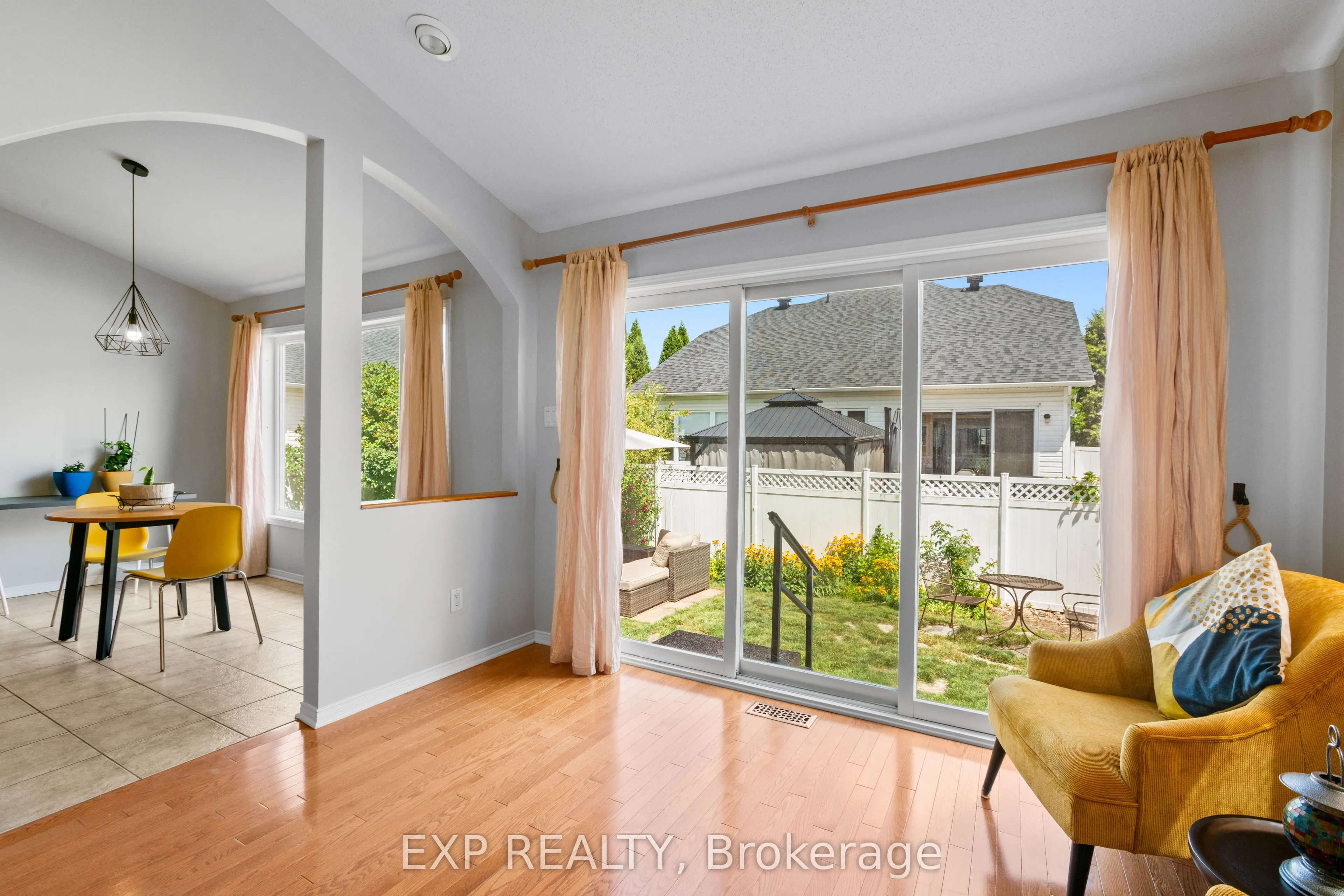111 Coursier Crescent