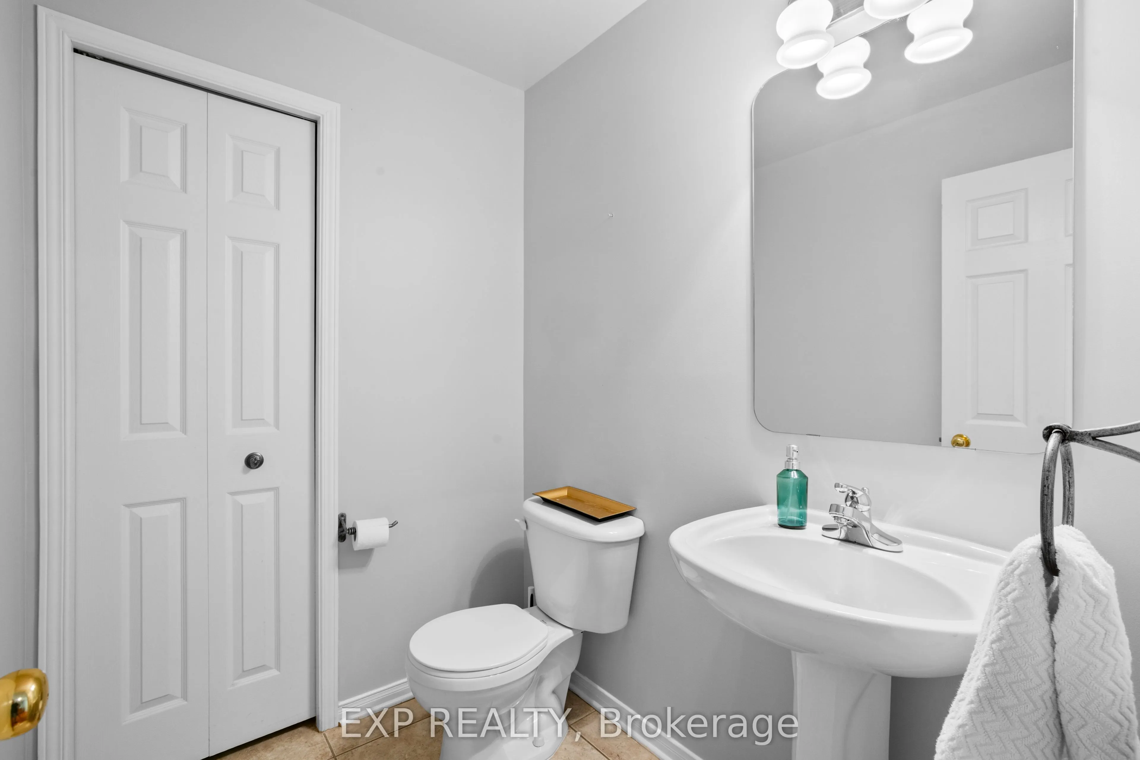 111 Coursier Crescent