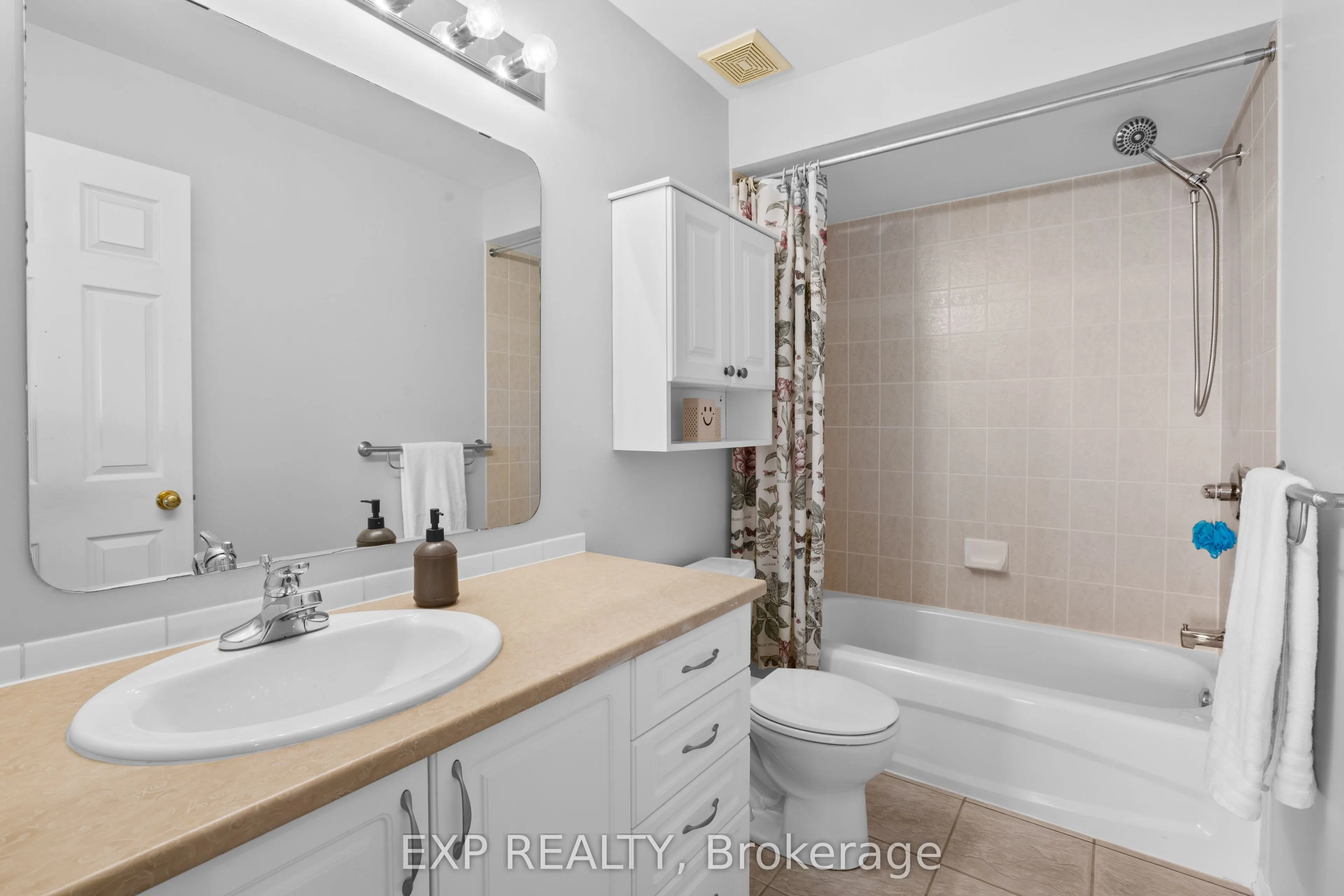 111 Coursier Crescent