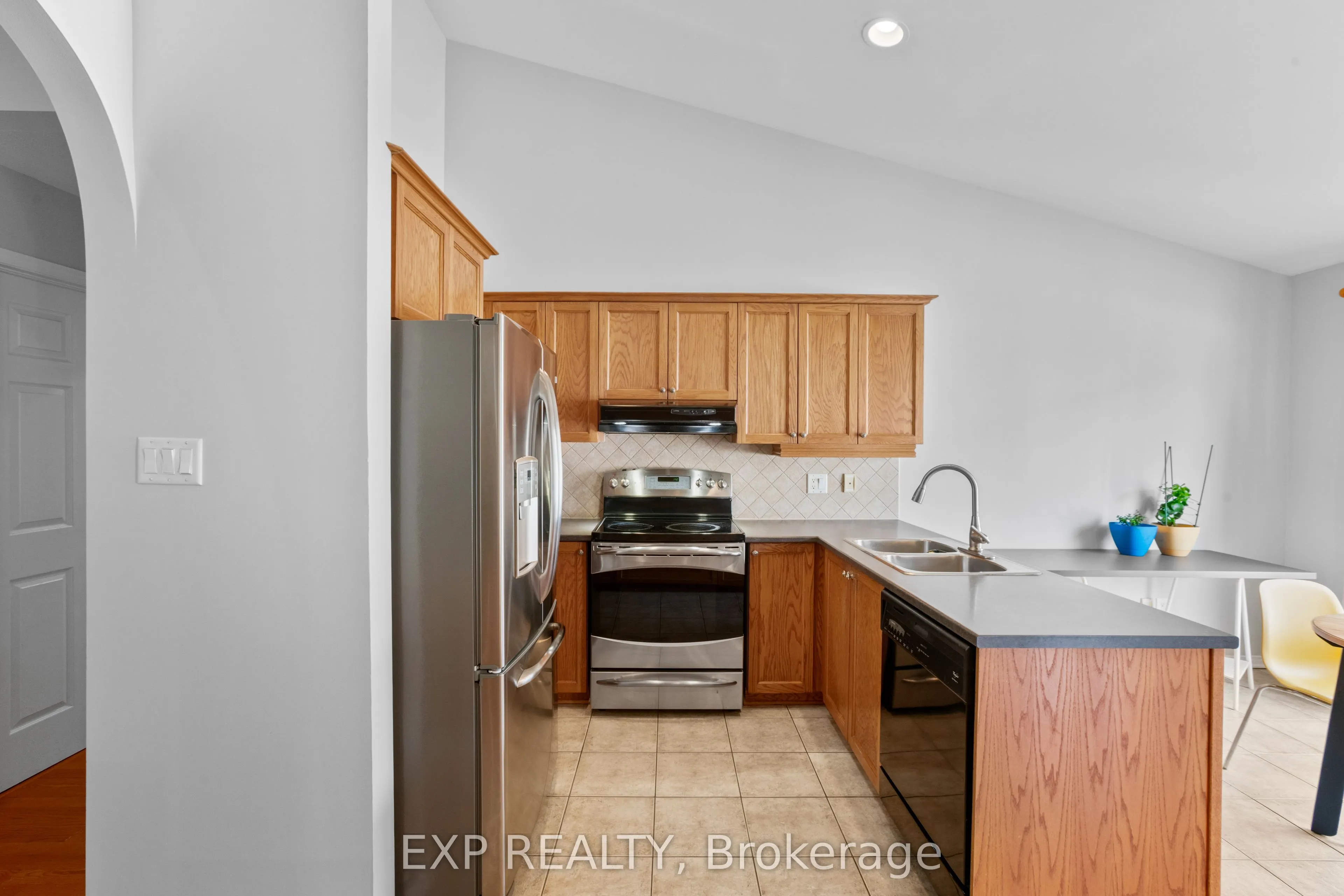 111 Coursier Crescent