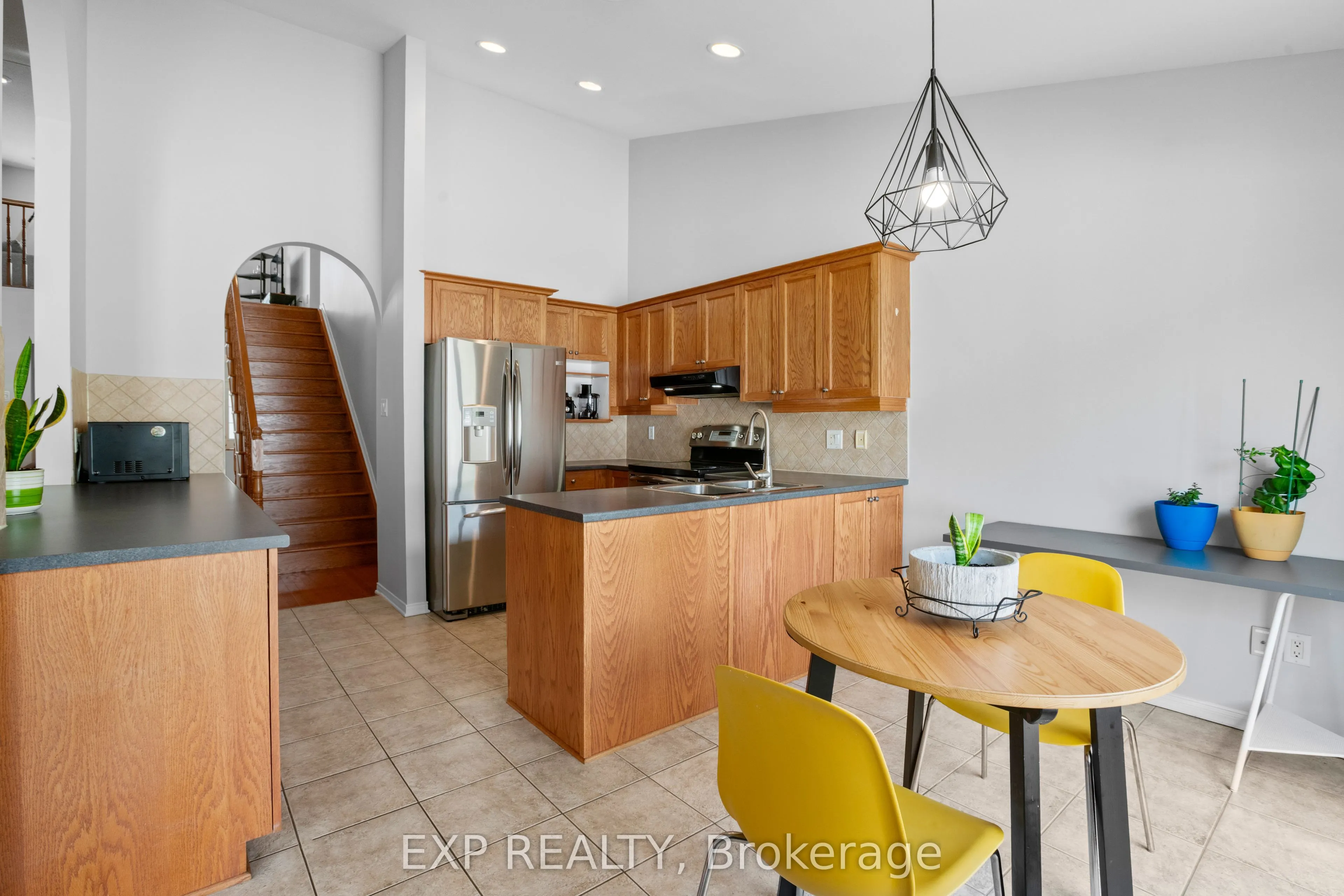 111 Coursier Crescent