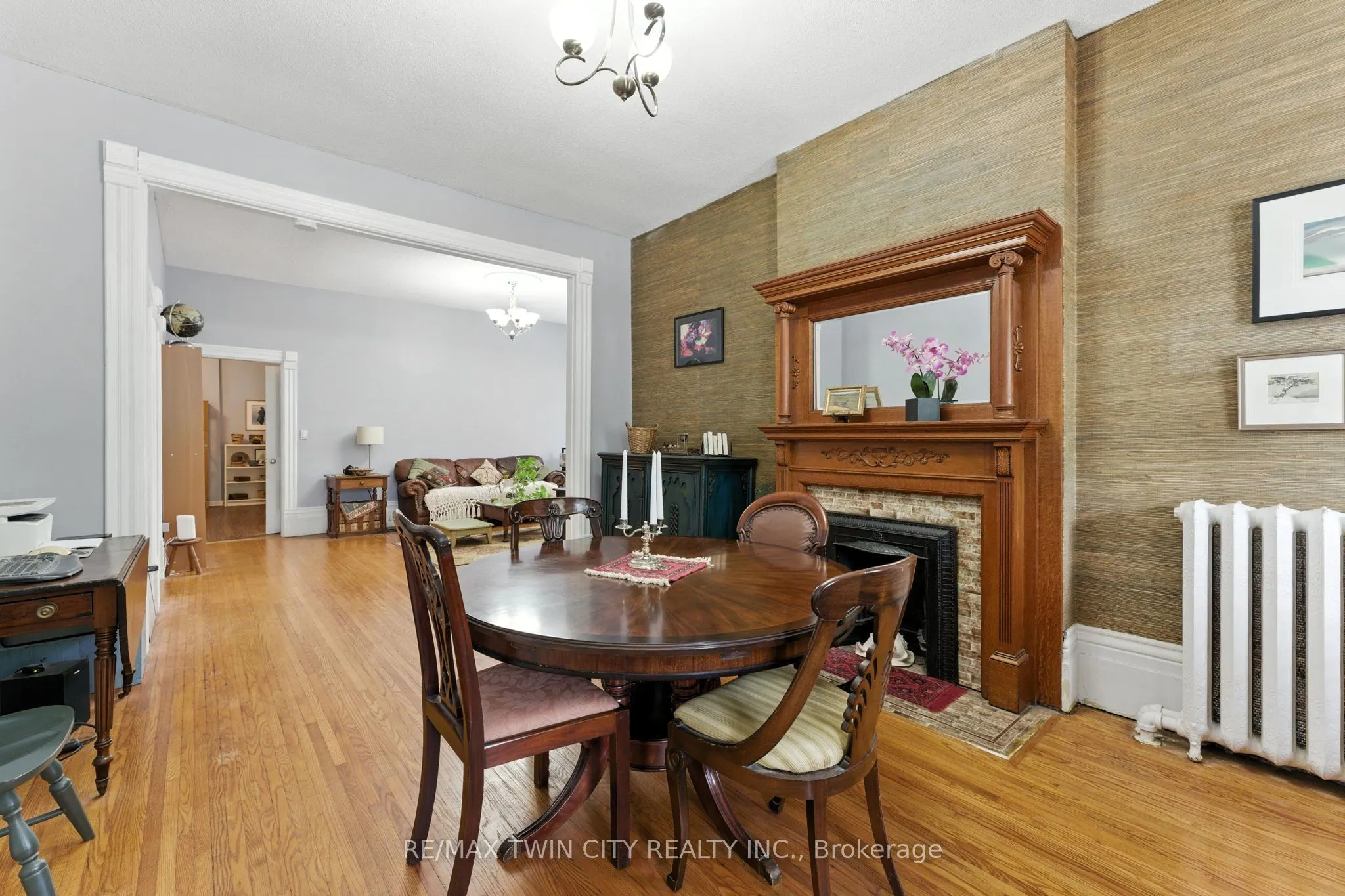 323 Dalhousie Street
