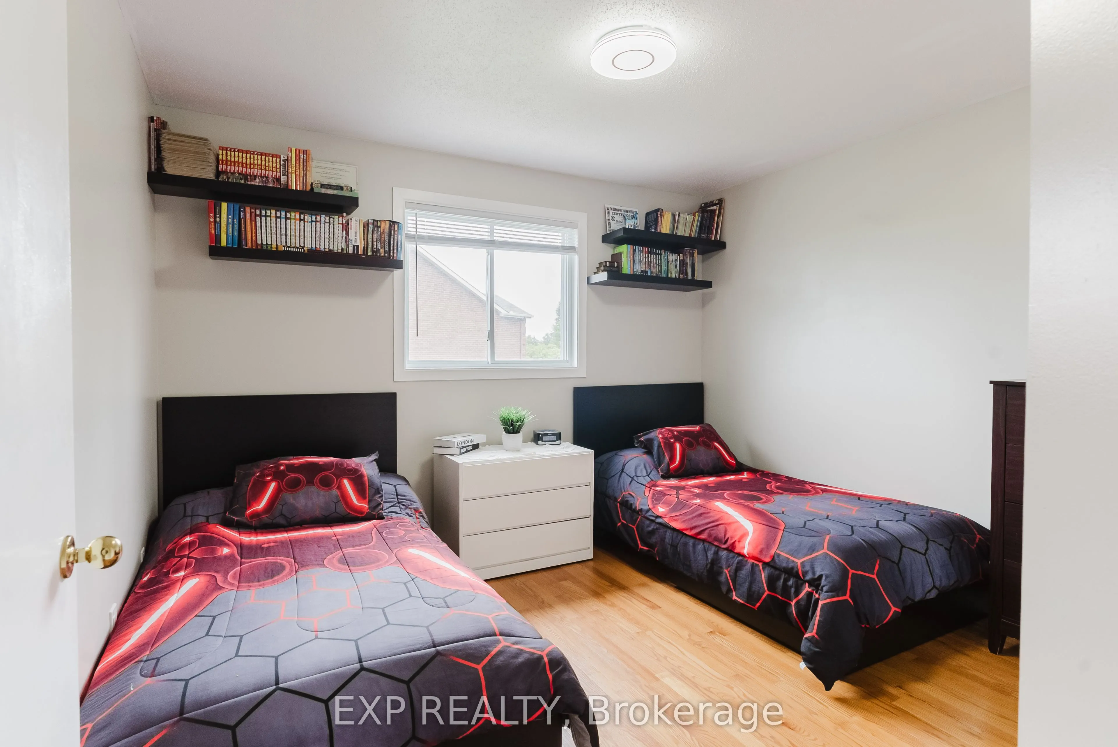 138 Acklam Terrace