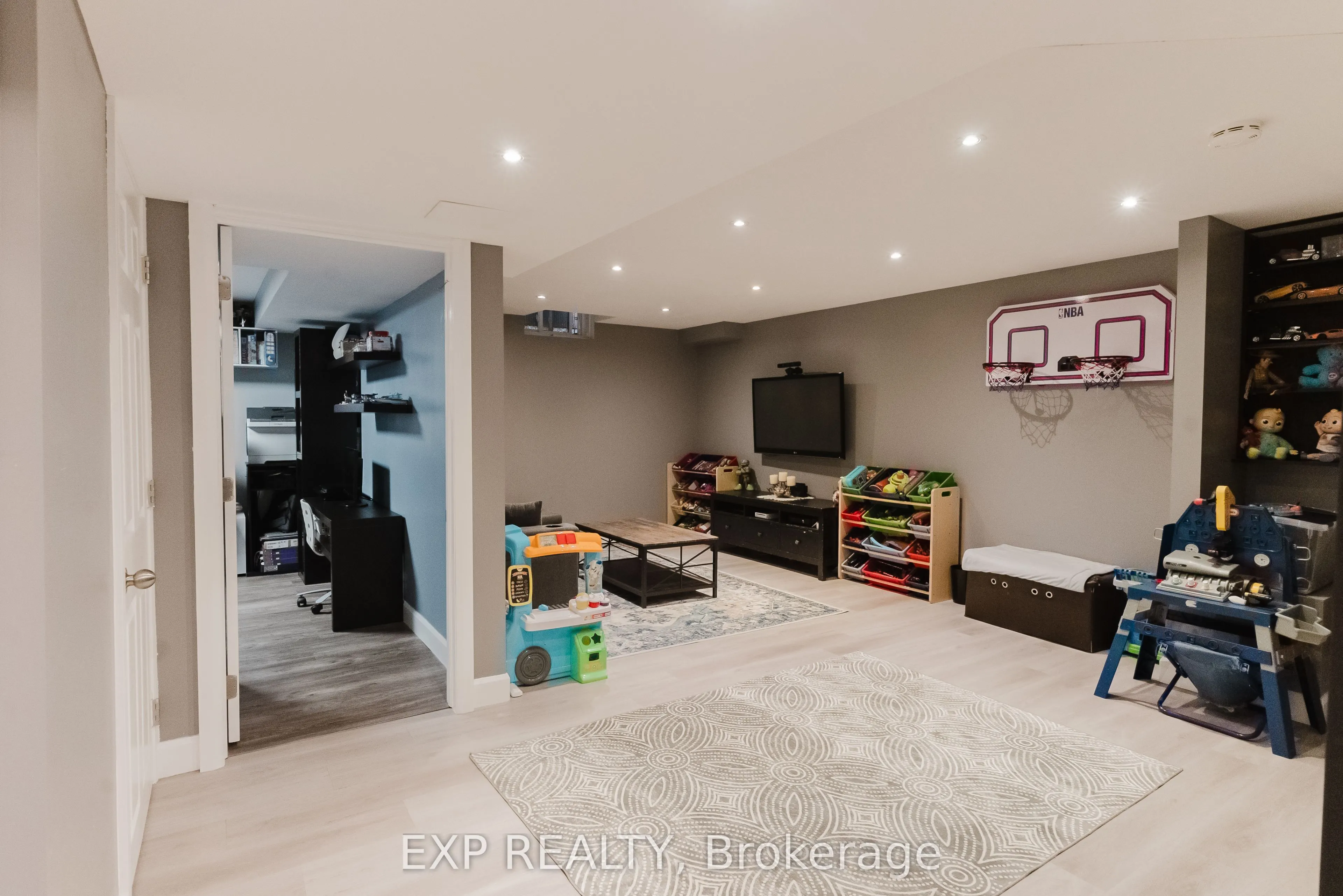138 Acklam Terrace
