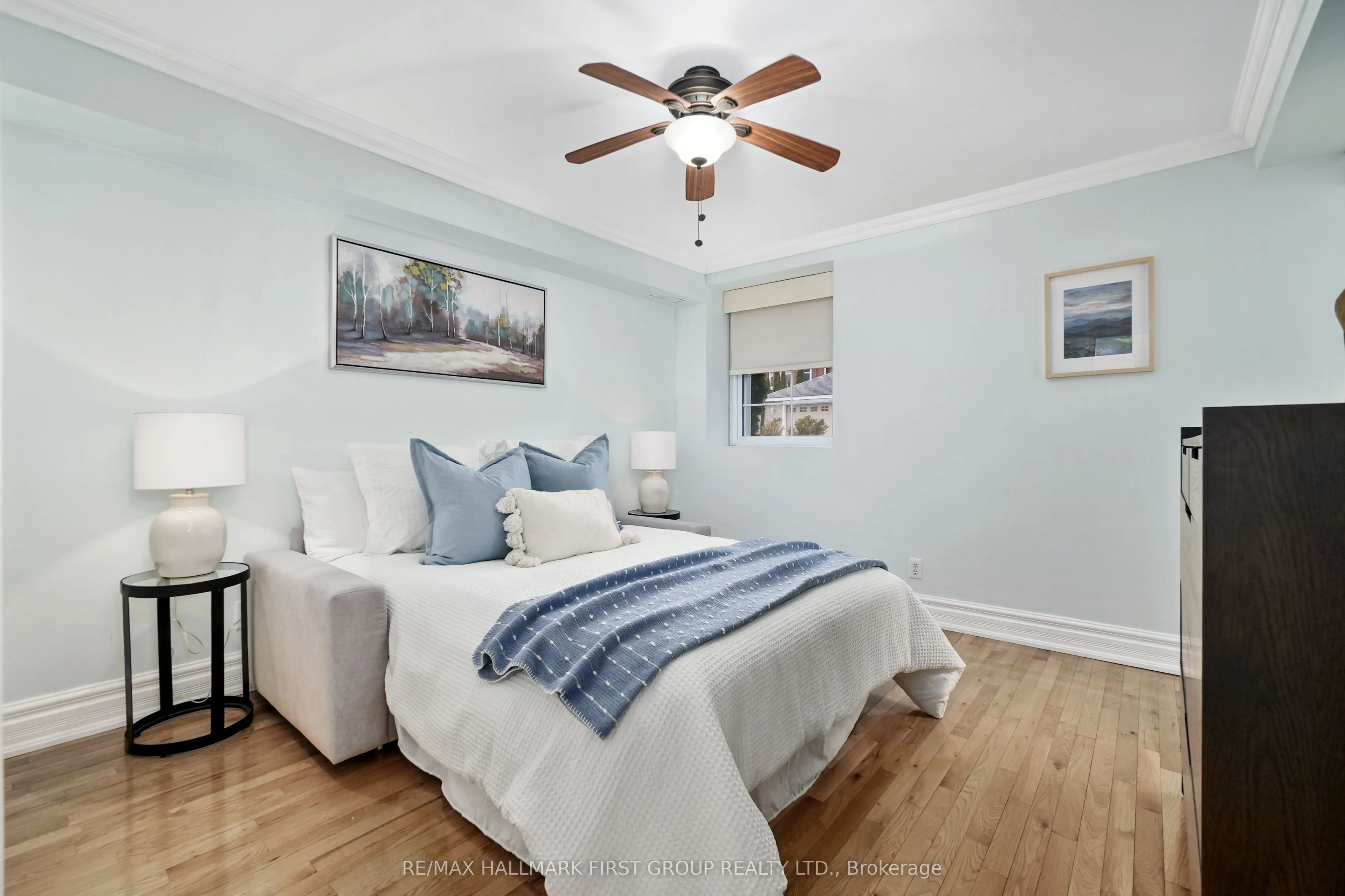 323 George Street, #104