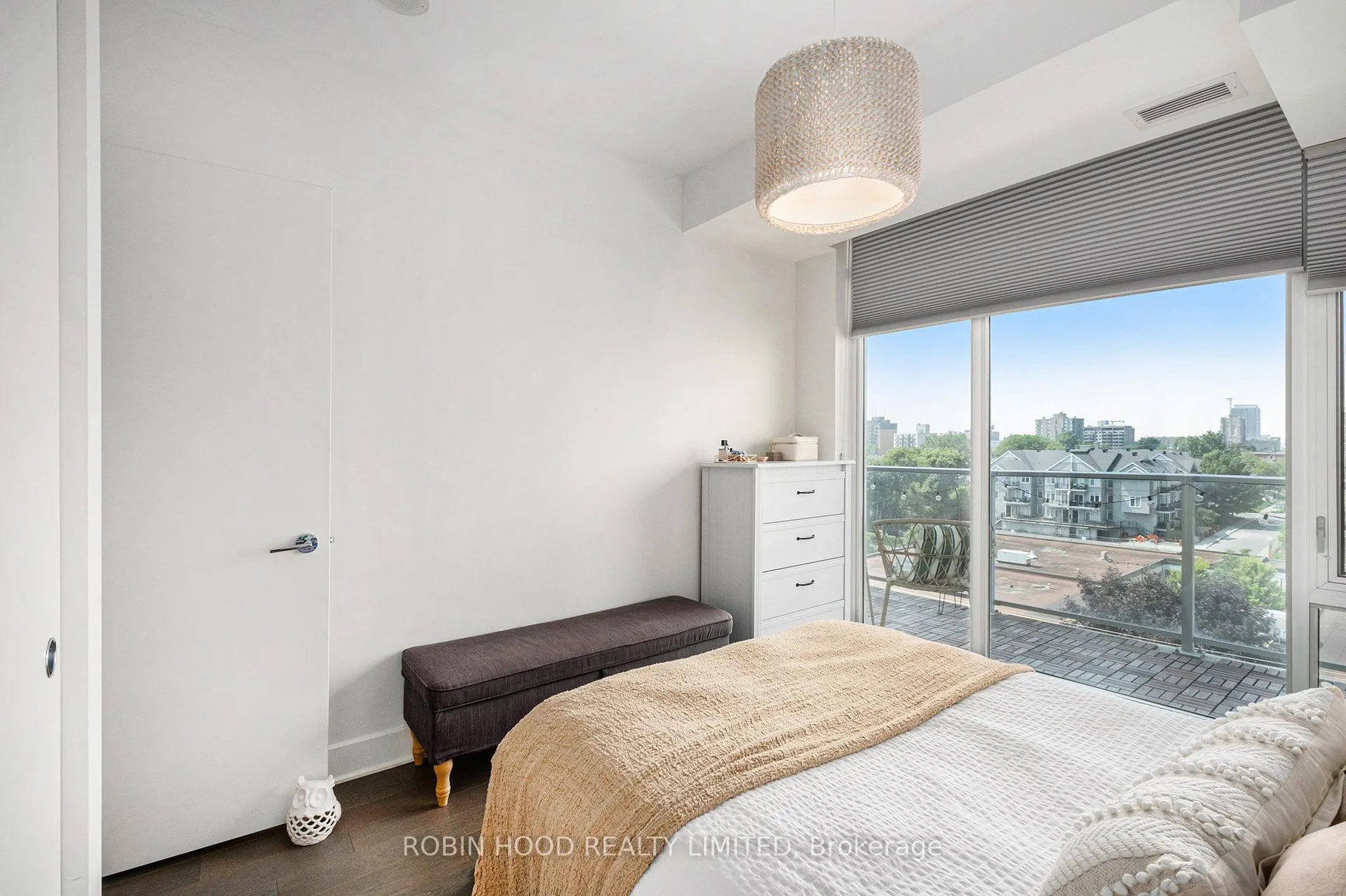 255 Bay Street, #714