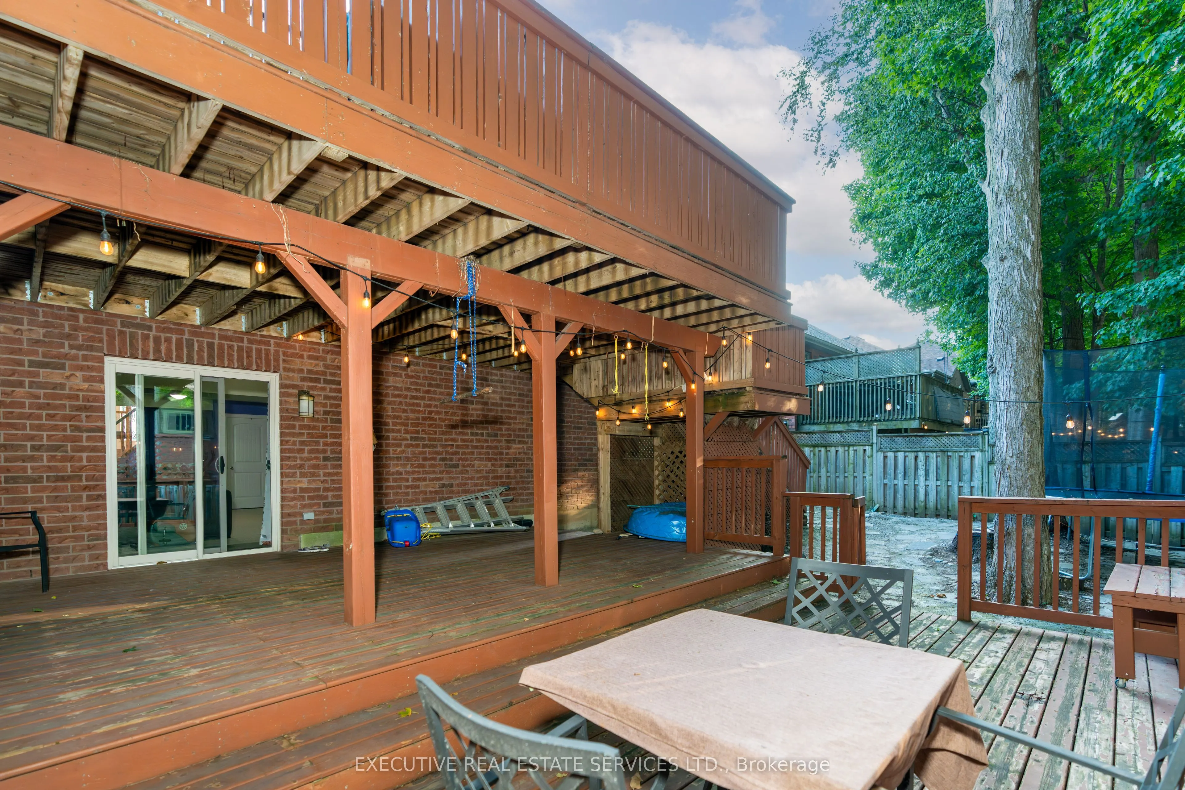 131 Forestway Trail