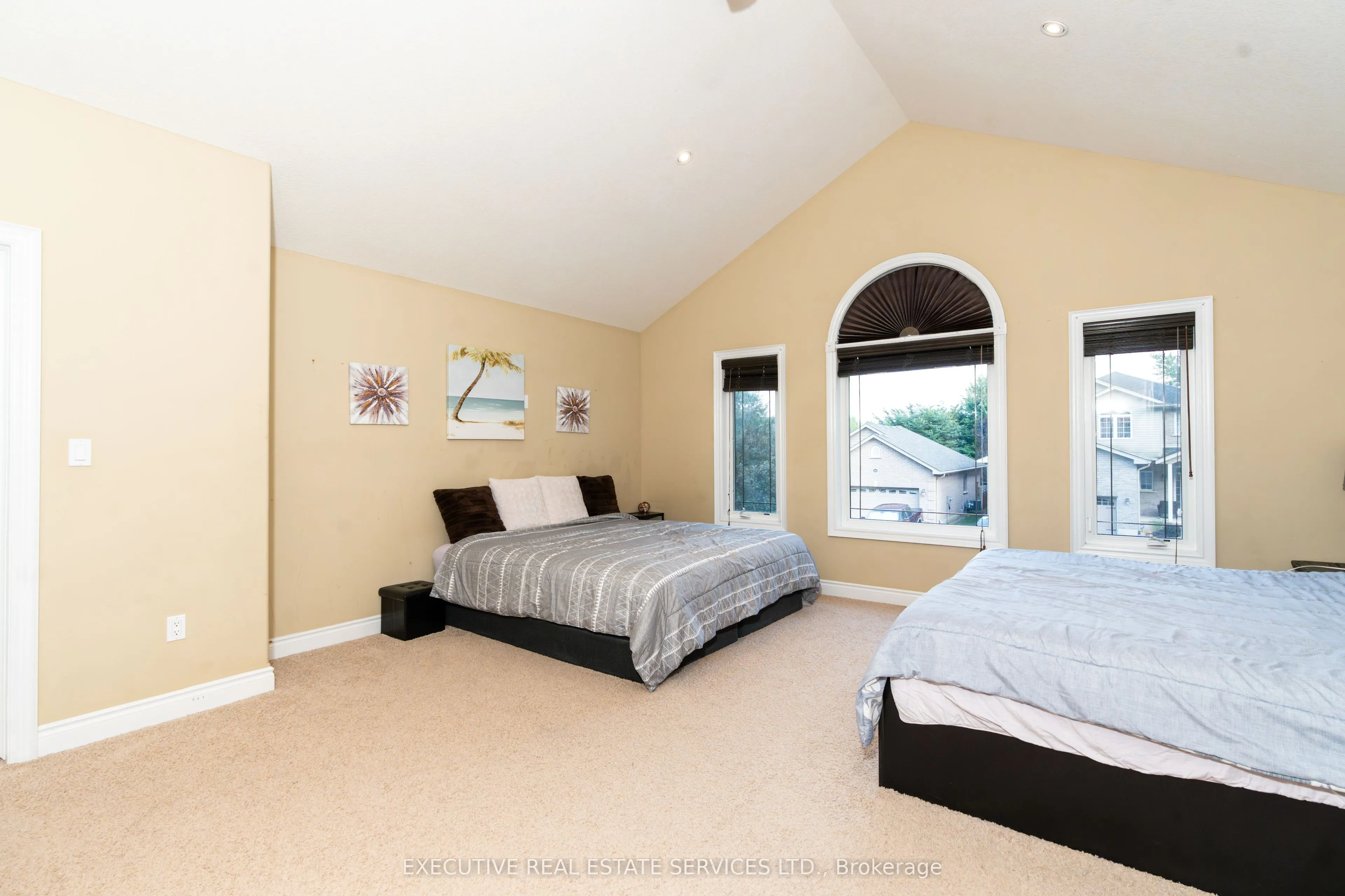 131 Forestway Trail