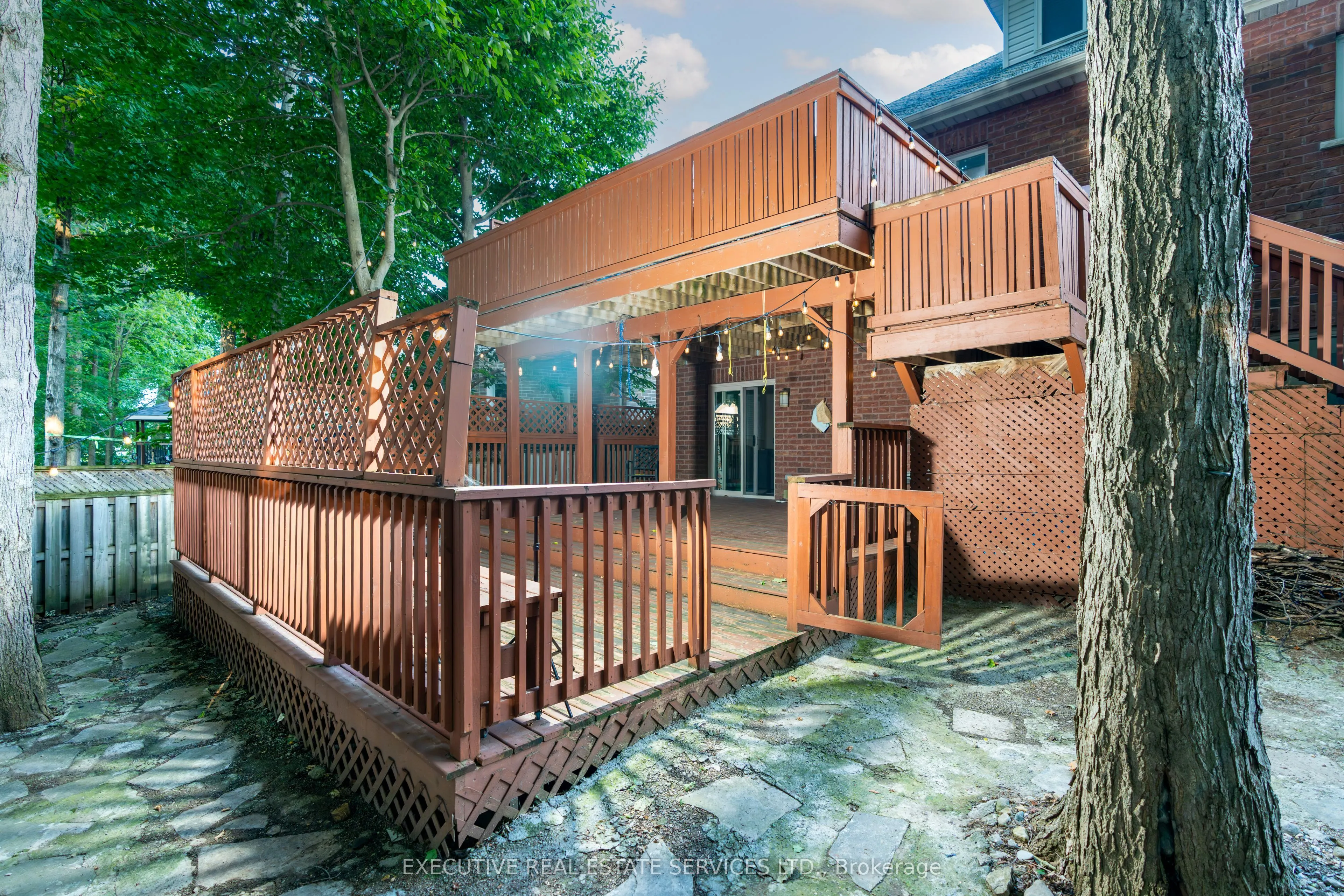 131 Forestway Trail