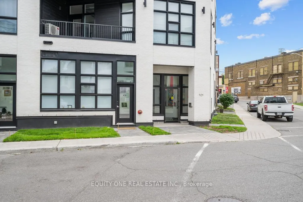 101 Pinhey Street, #105