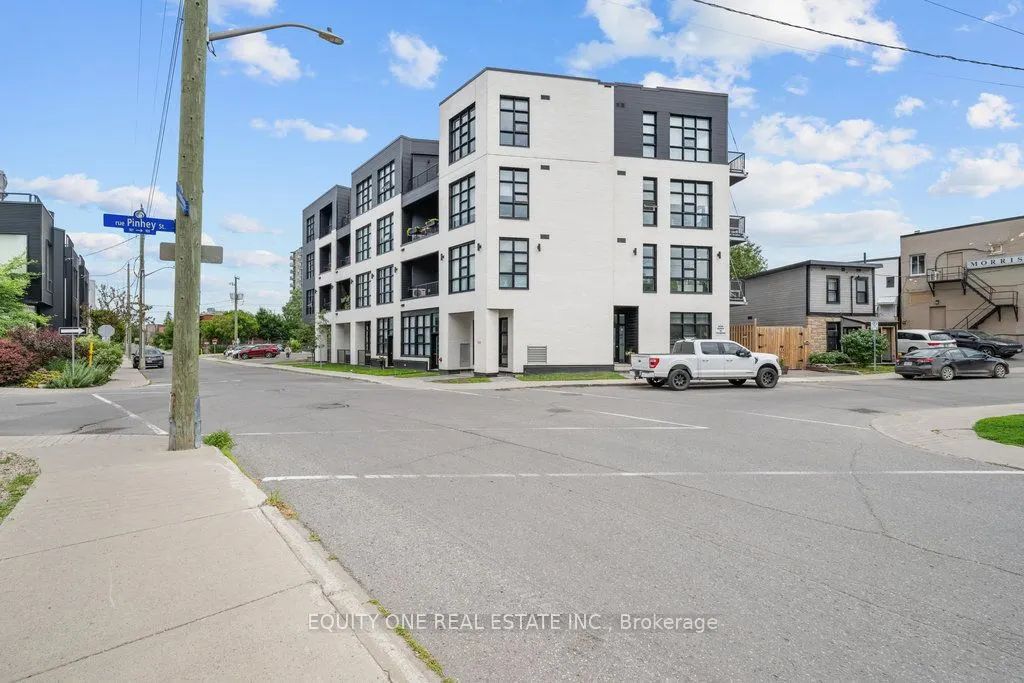 101 Pinhey Street, #105