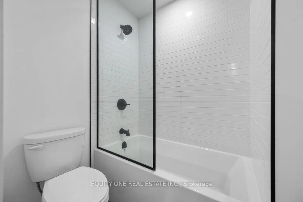 101 Pinhey Street, #105
