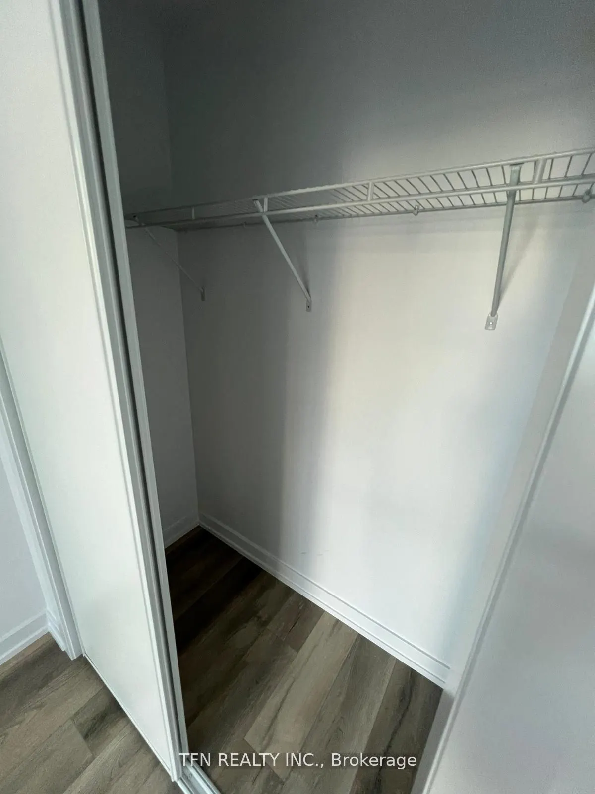 470 Dundas Street E, #106