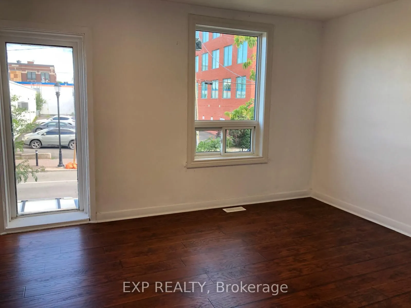 1057 Somerset Street, #2