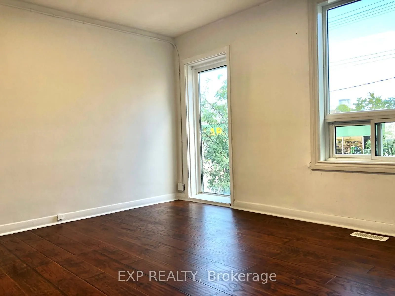 1057 Somerset Street, #2